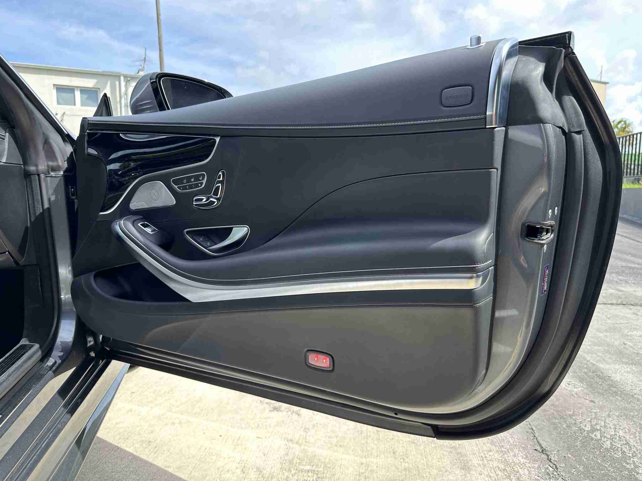 2017 Mercedes-Benz S550 Cabriolet full