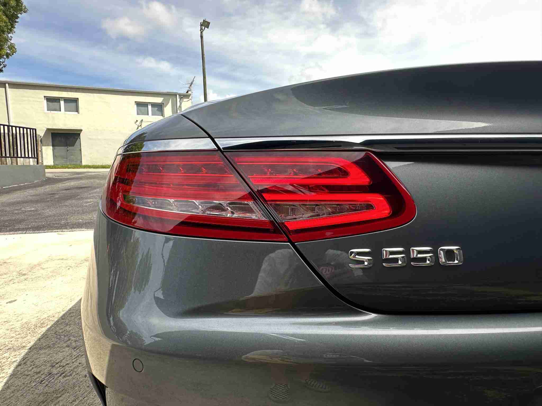 2017 Mercedes-Benz S550 Cabriolet full