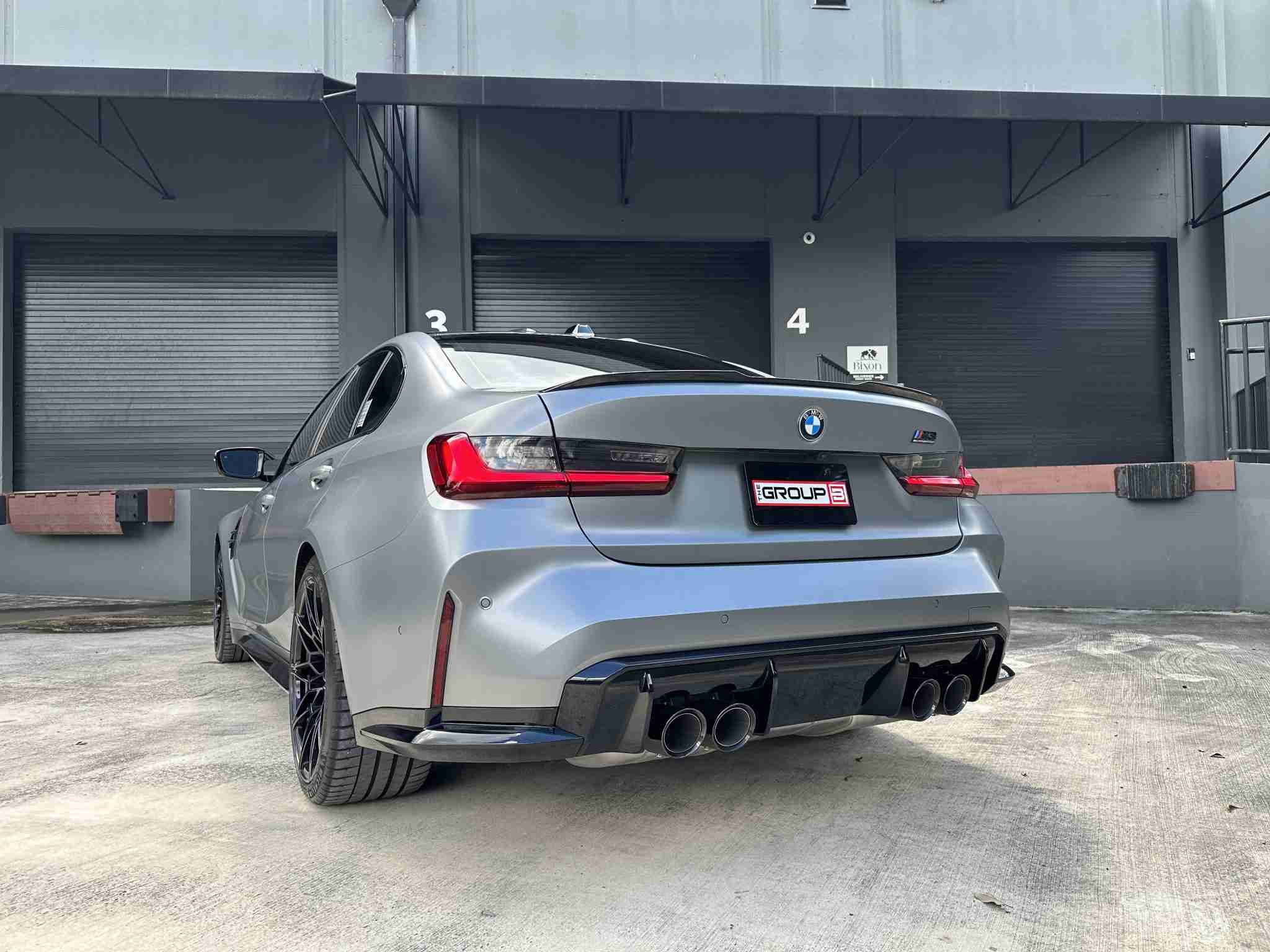 2024 BMW M3 Competition Frozen Pure Grey Metallic full