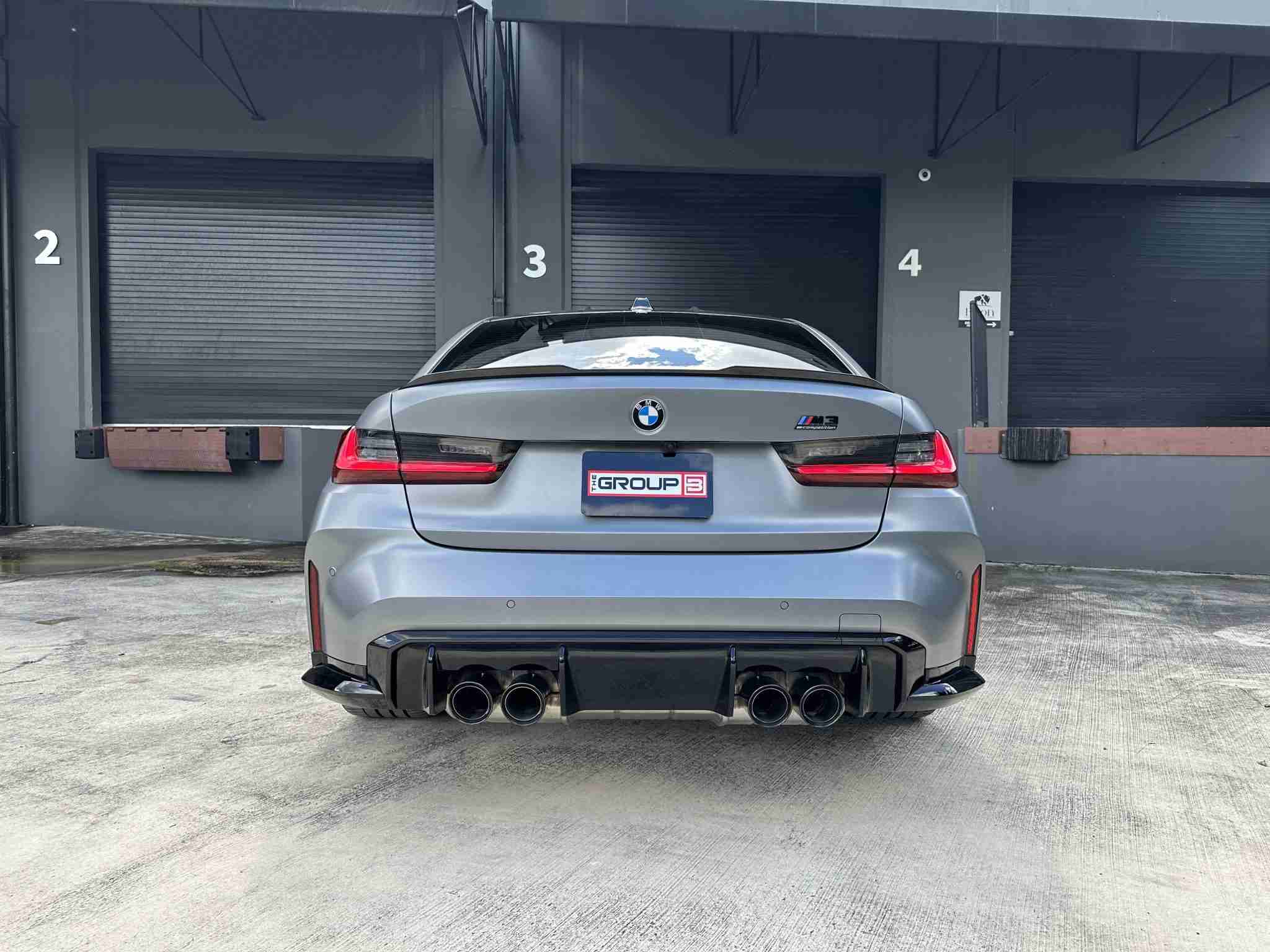 2024 BMW M3 Competition Frozen Pure Grey Metallic full