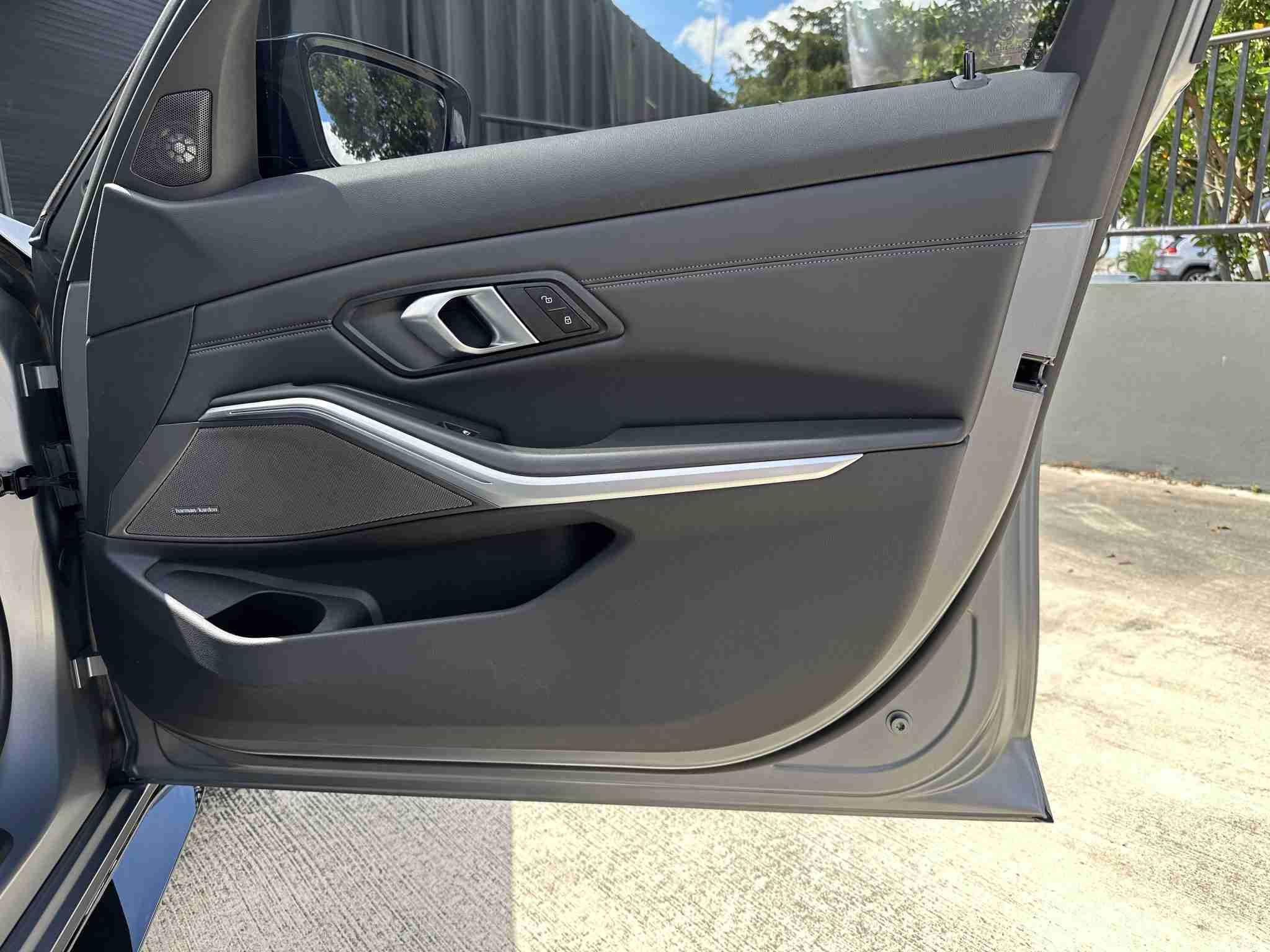 2024 BMW M3 Competition Frozen Pure Grey Metallic full