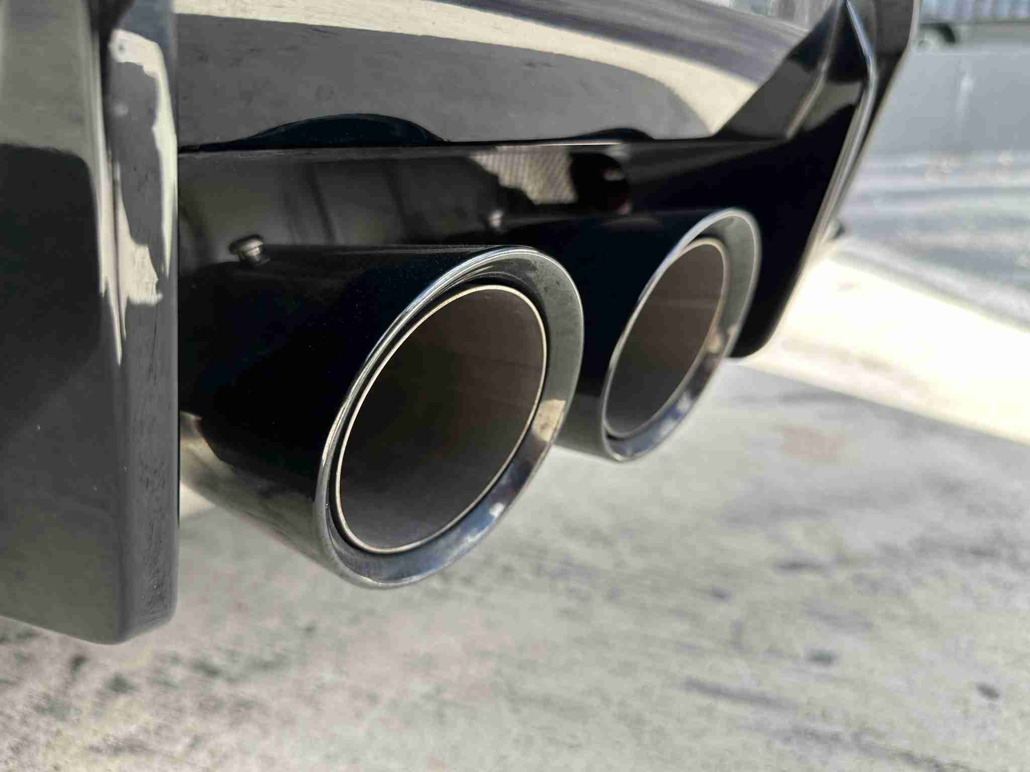 2024 BMW M3 Competition Frozen Pure Grey Metallic full
