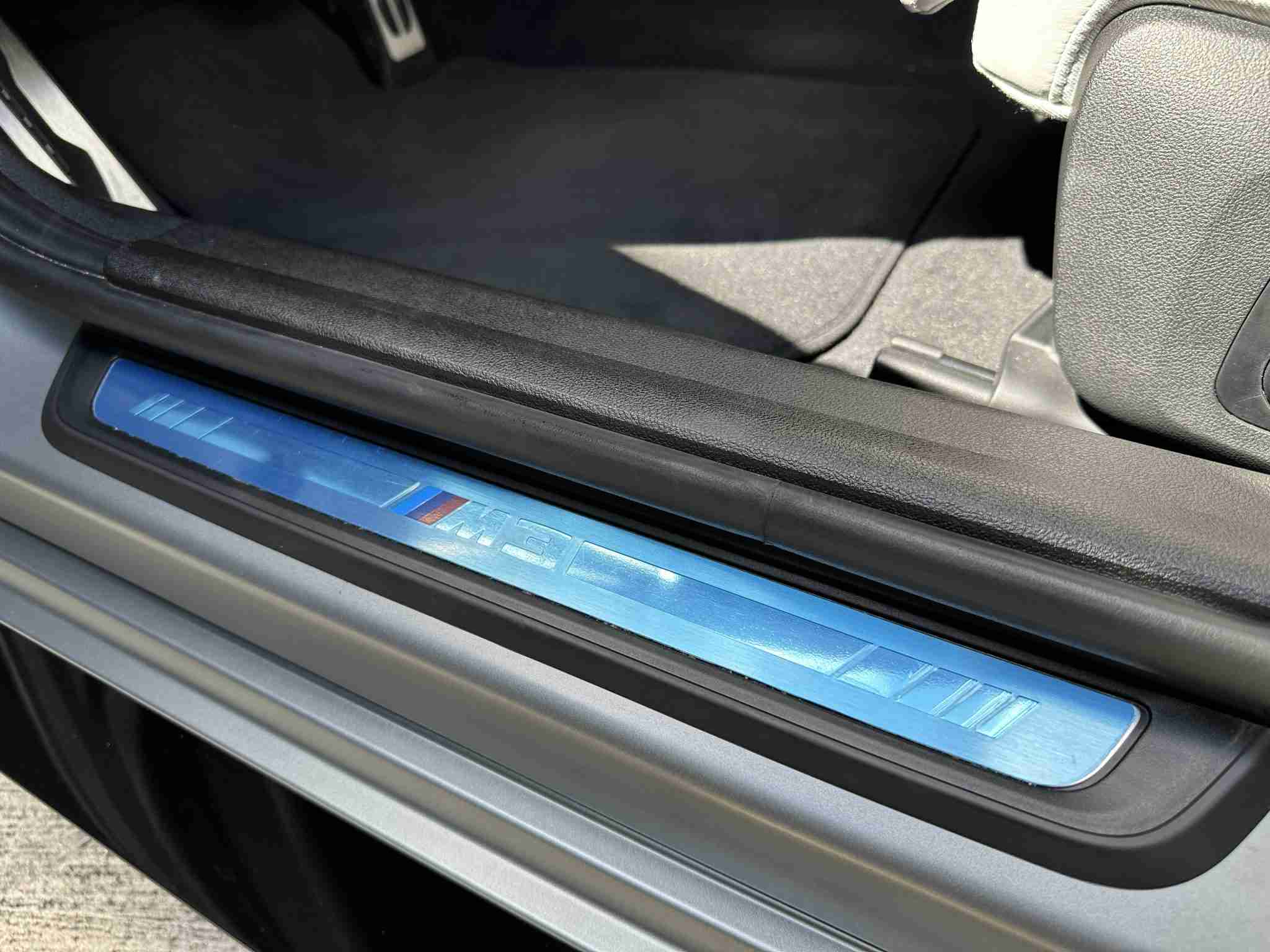 2024 BMW M3 Competition Frozen Pure Grey Metallic full