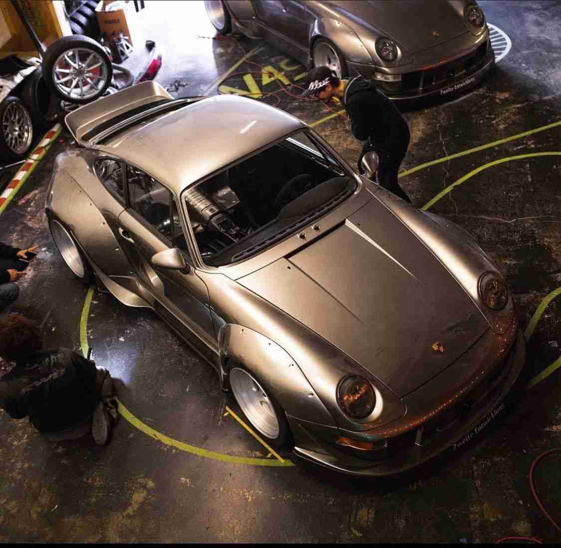 1995 PORSCHE 993 RWB ” FREAK SHOW” TWIN TURBO full