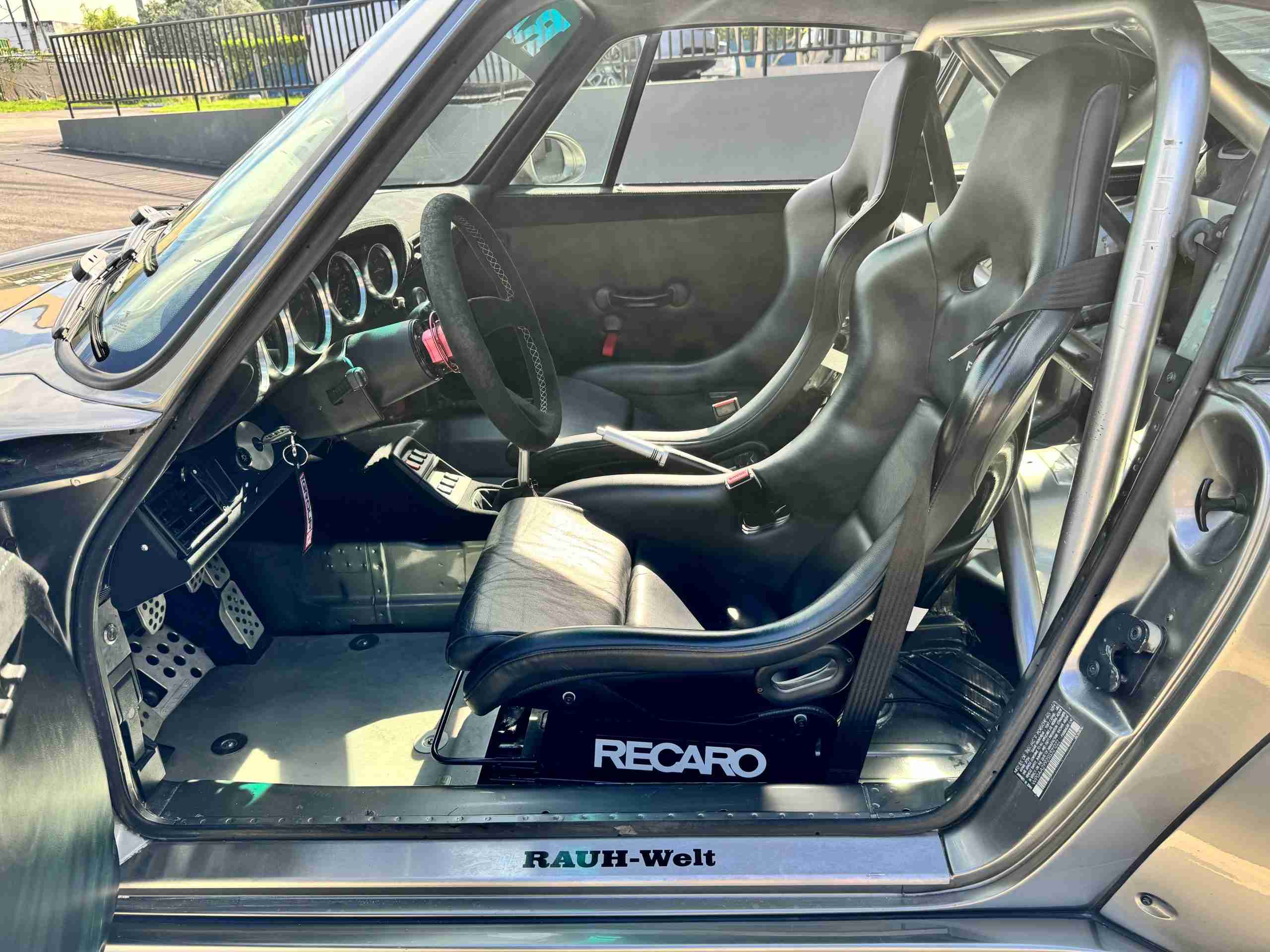 1995 PORSCHE 993 RWB ” FREAK SHOW” TWIN TURBO full