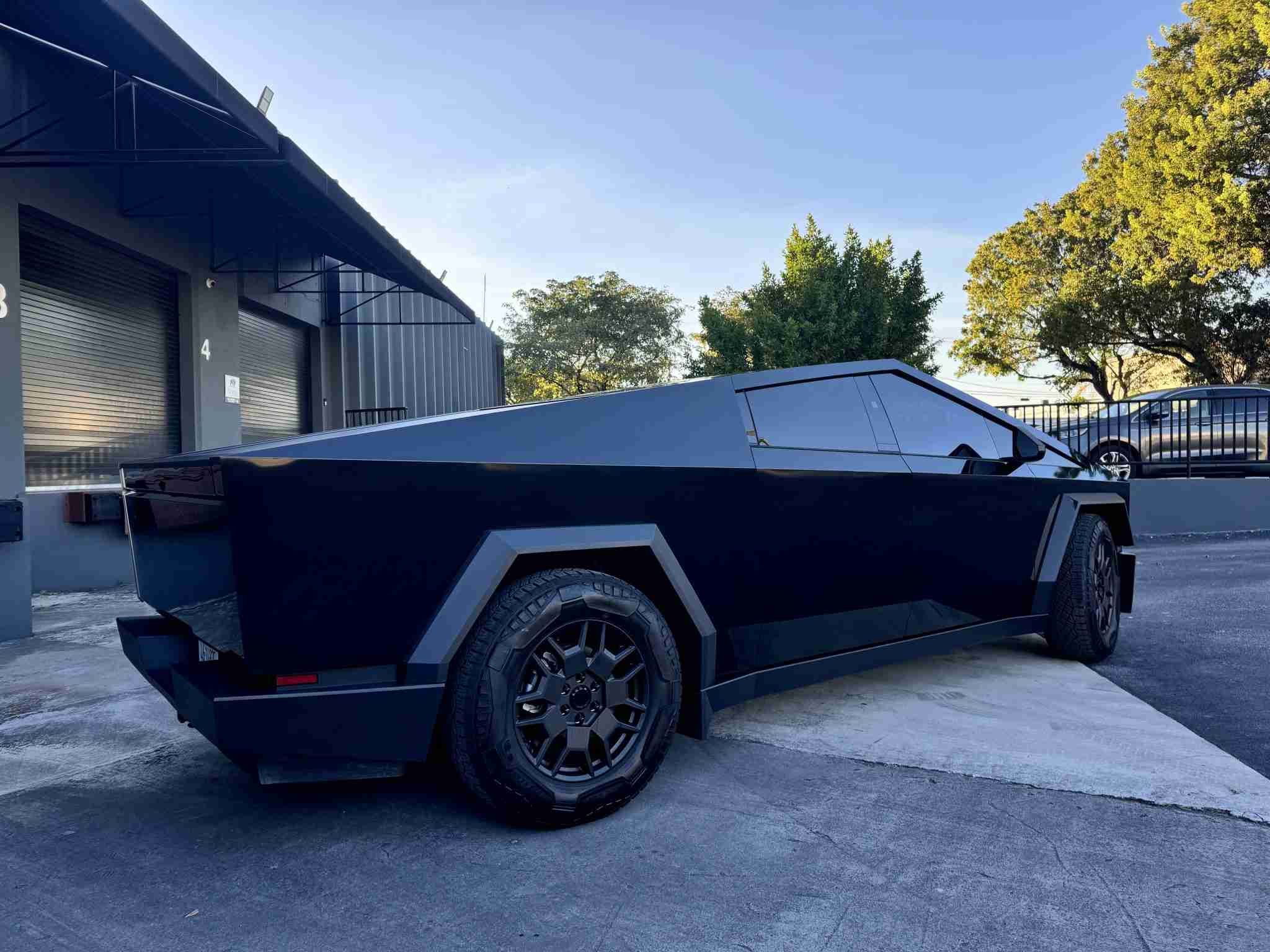 2024 Tesla Cybertruck Cyberbeast Foundation – Gloss Black Full Wrap 6k Miles full