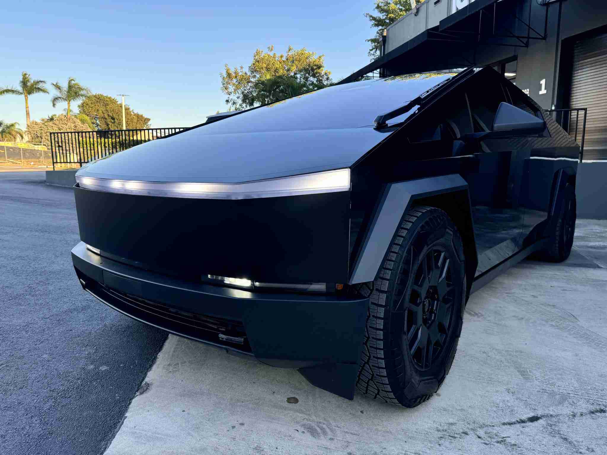 2024 Tesla Cybertruck Cyberbeast Foundation – Gloss Black Full Wrap 6k Miles full