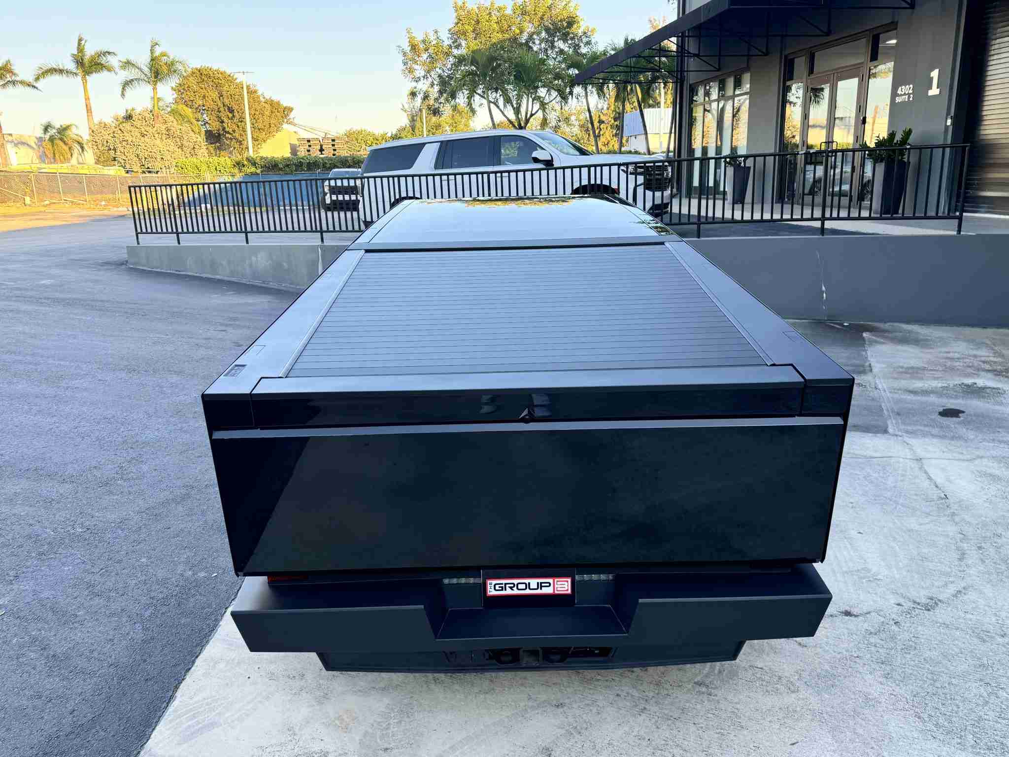 2024 Tesla Cybertruck Cyberbeast Foundation – Gloss Black Full Wrap 6k Miles full