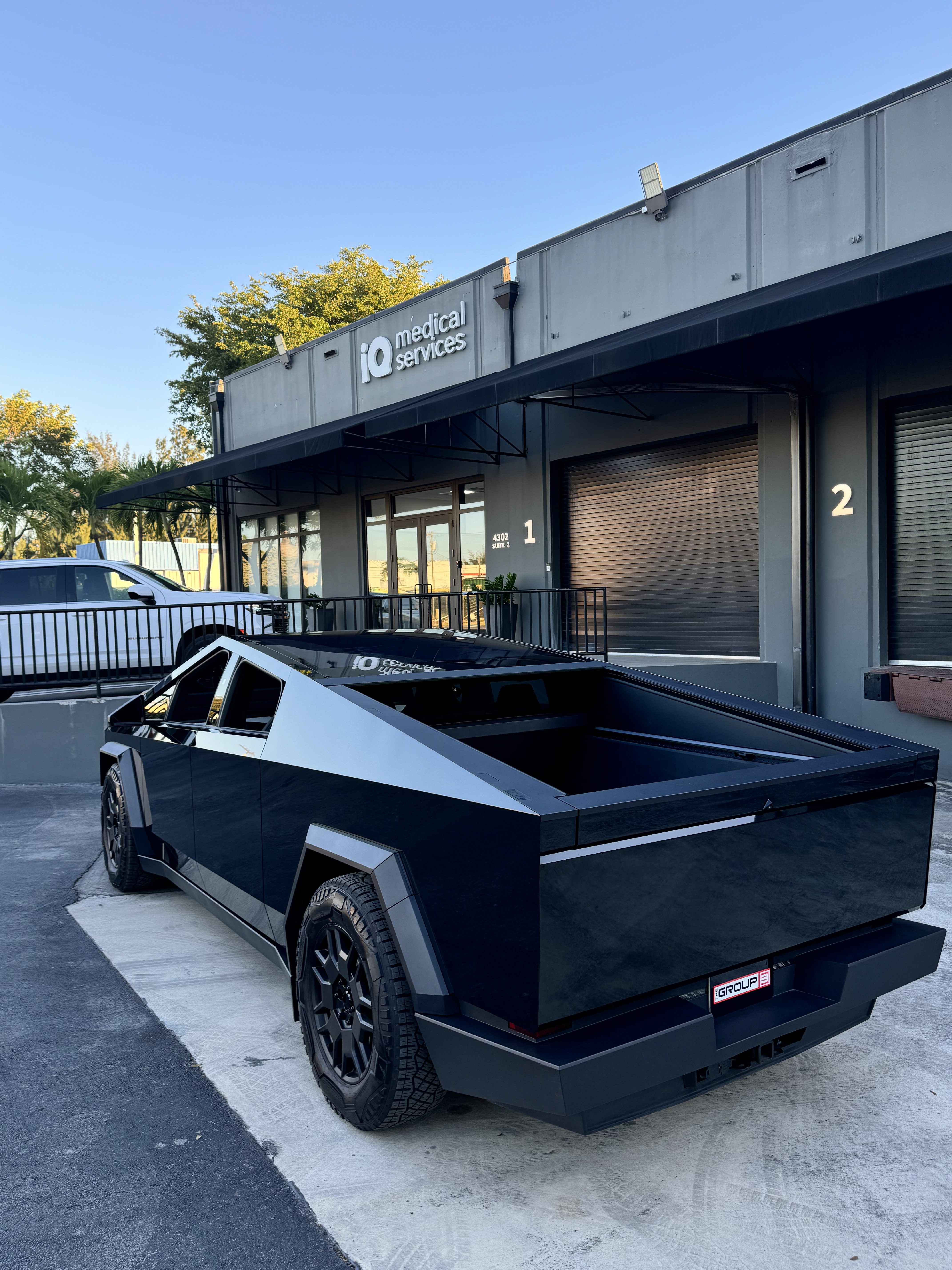 2024 Tesla Cybertruck Cyberbeast Foundation – Gloss Black Full Wrap 6k Miles full
