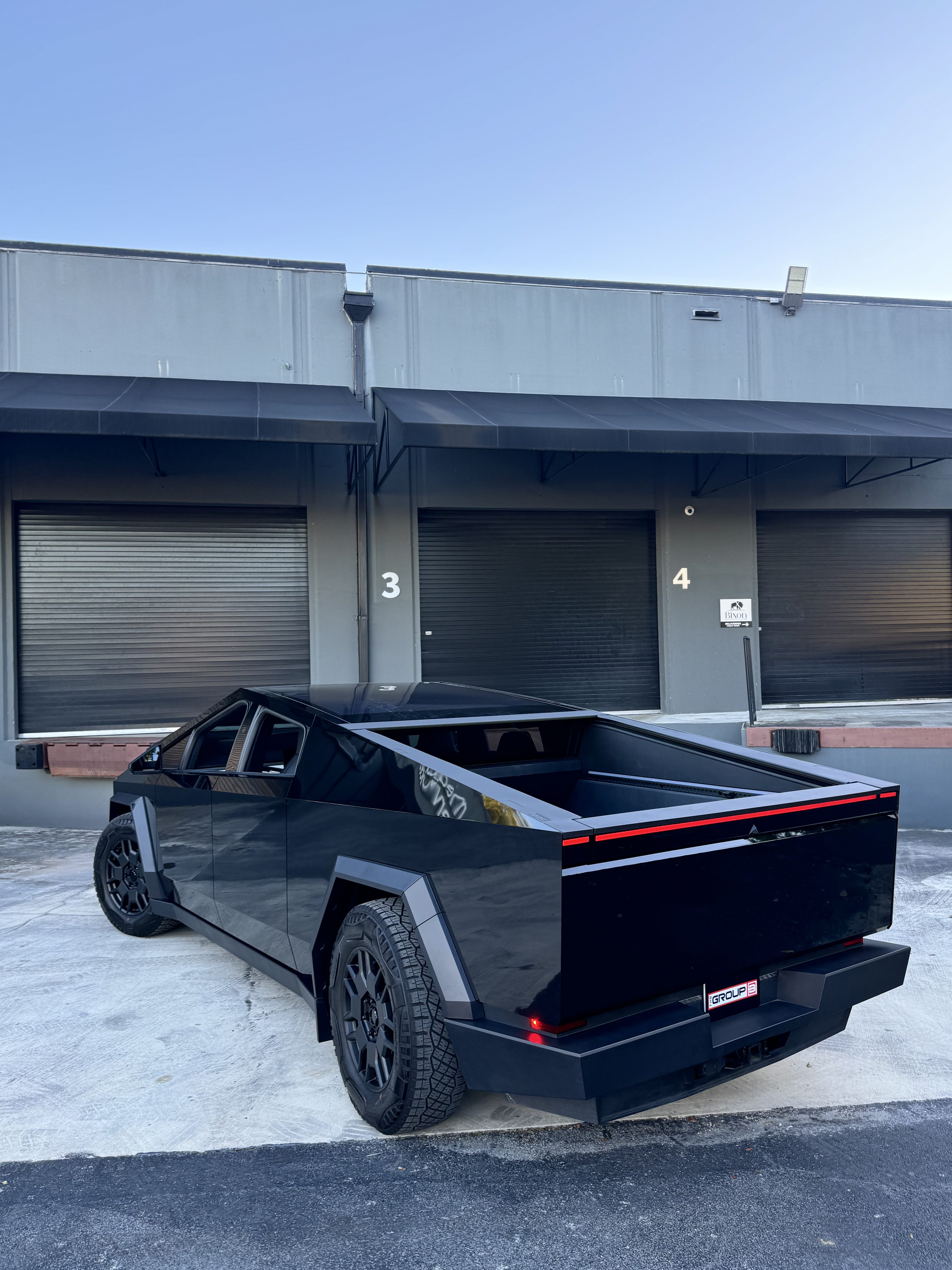 2024 Tesla Cybertruck Cyberbeast Foundation – Gloss Black Full Wrap 6k Miles full