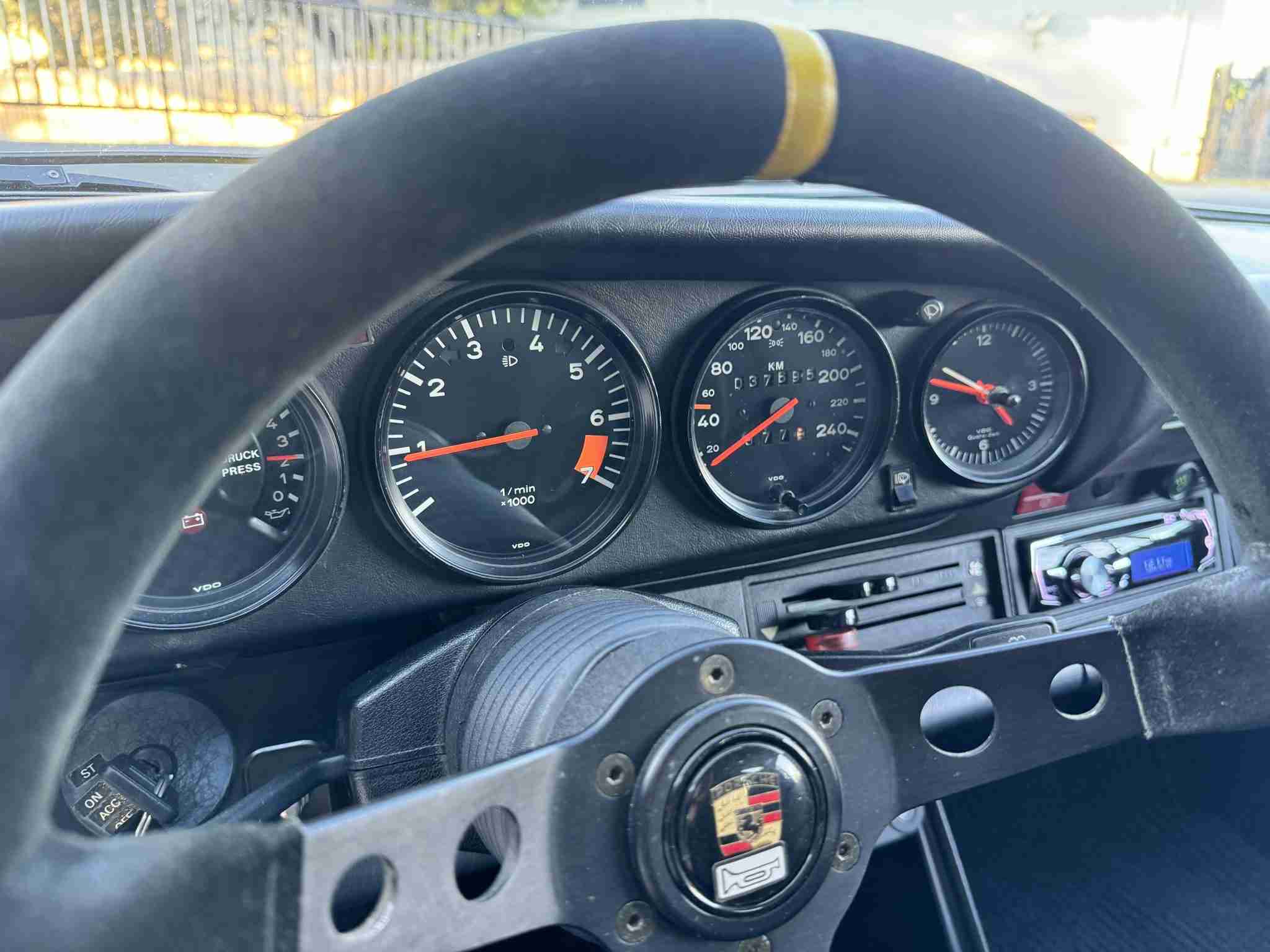 1982 Porsche 911 SC Turbo Look Widebody Euro-Sunroof Delete-Low Miles-Recaro Seats-Lightweight-964 Cams – Sorted full