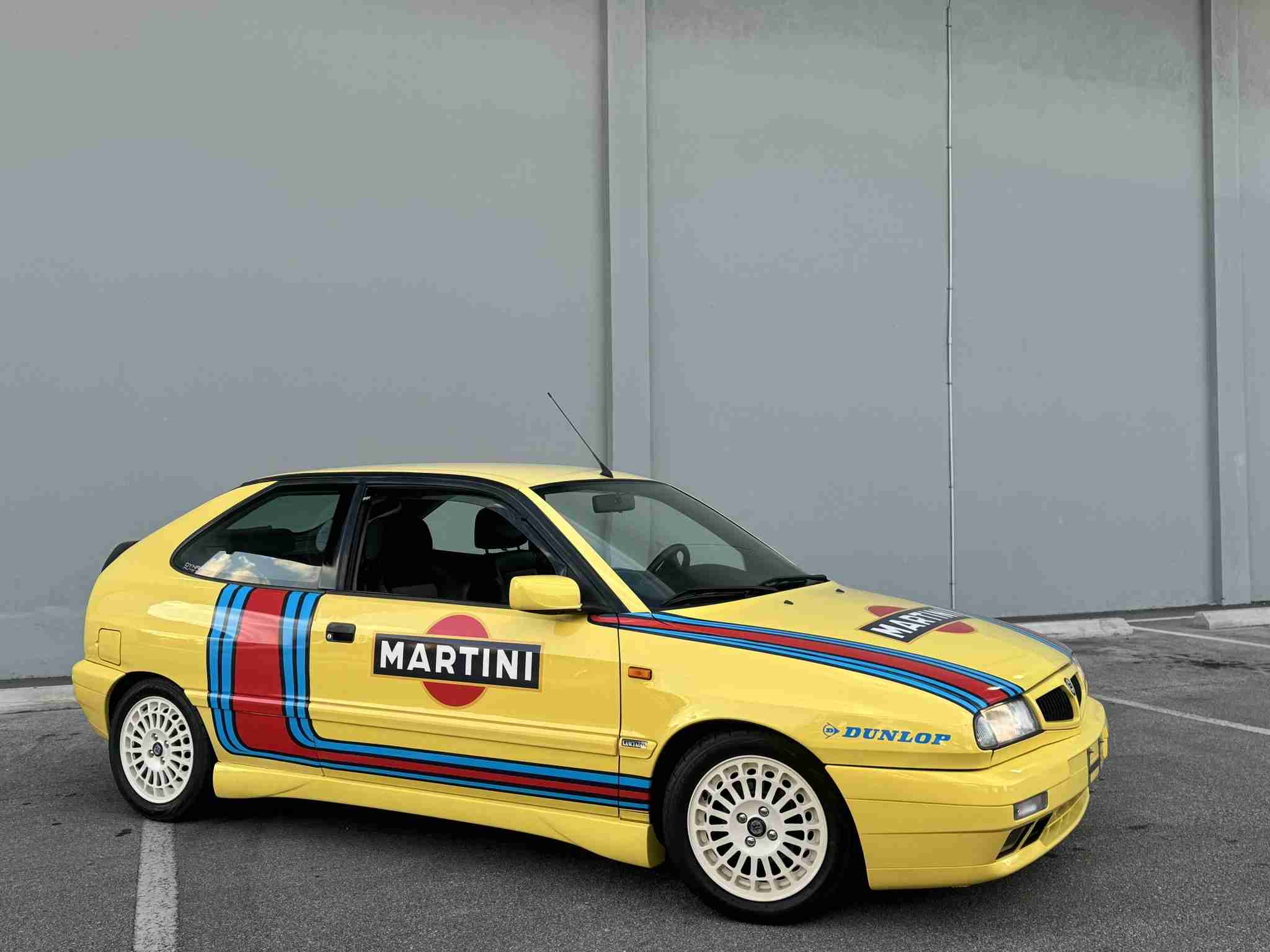 1998 Lancia Delta HPE Only 20K Miles – 1.8L VVT Alfa Romeo – 5 Speed Manual – Original Paint full