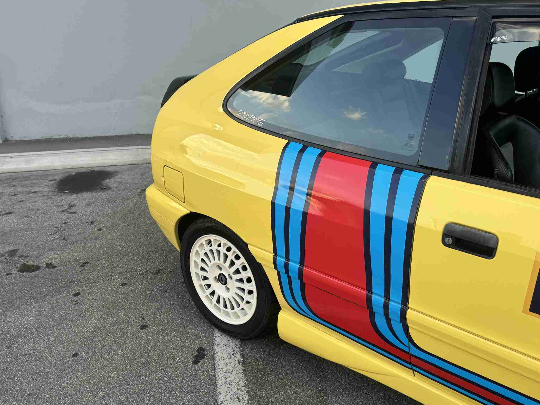 1998 Lancia Delta HPE Only 20K Miles – 1.8L VVT Alfa Romeo – 5 Speed Manual – Original Paint full