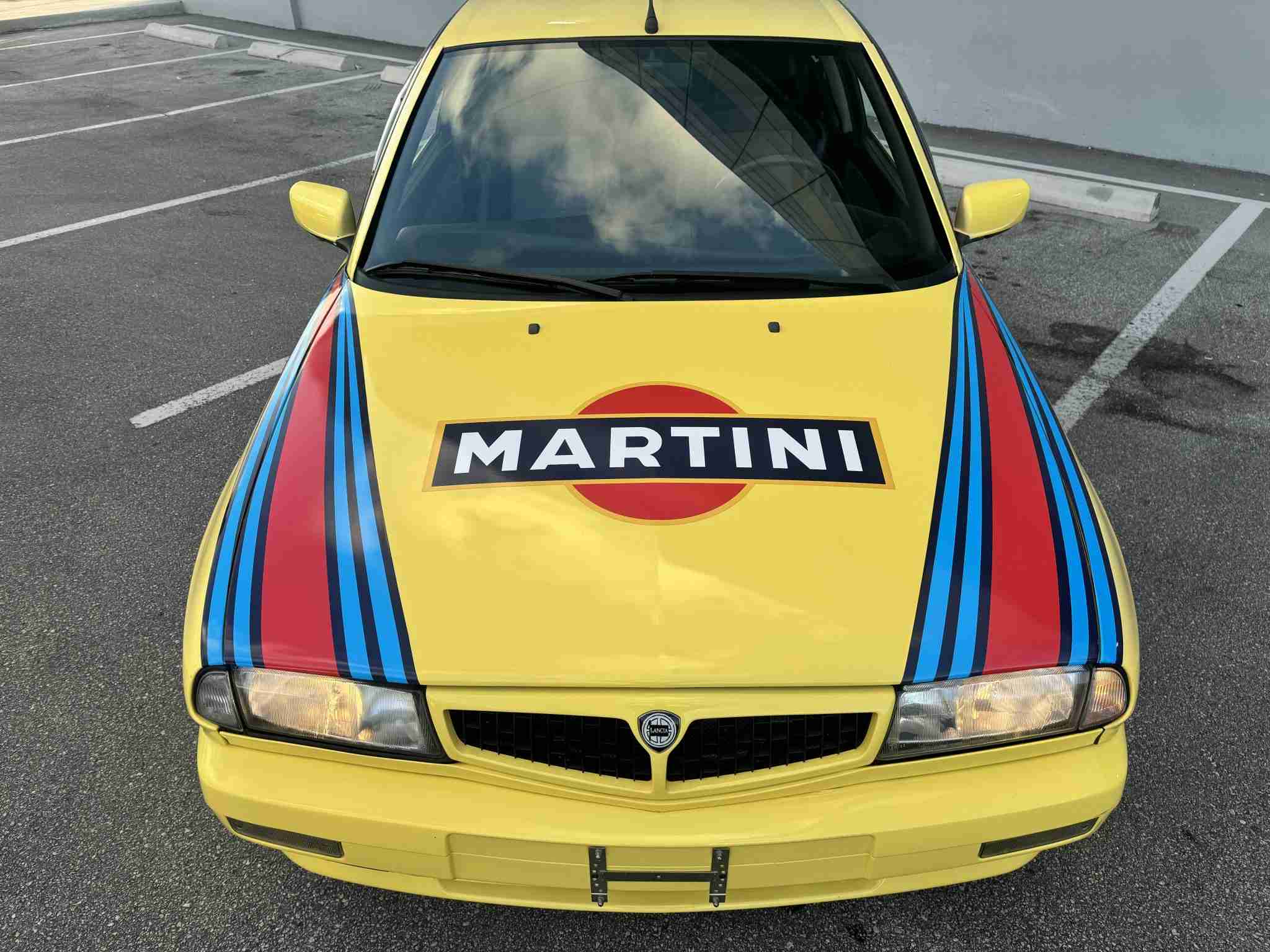 1998 Lancia Delta HPE Only 20K Miles – 1.8L VVT Alfa Romeo – 5 Speed Manual – Original Paint full