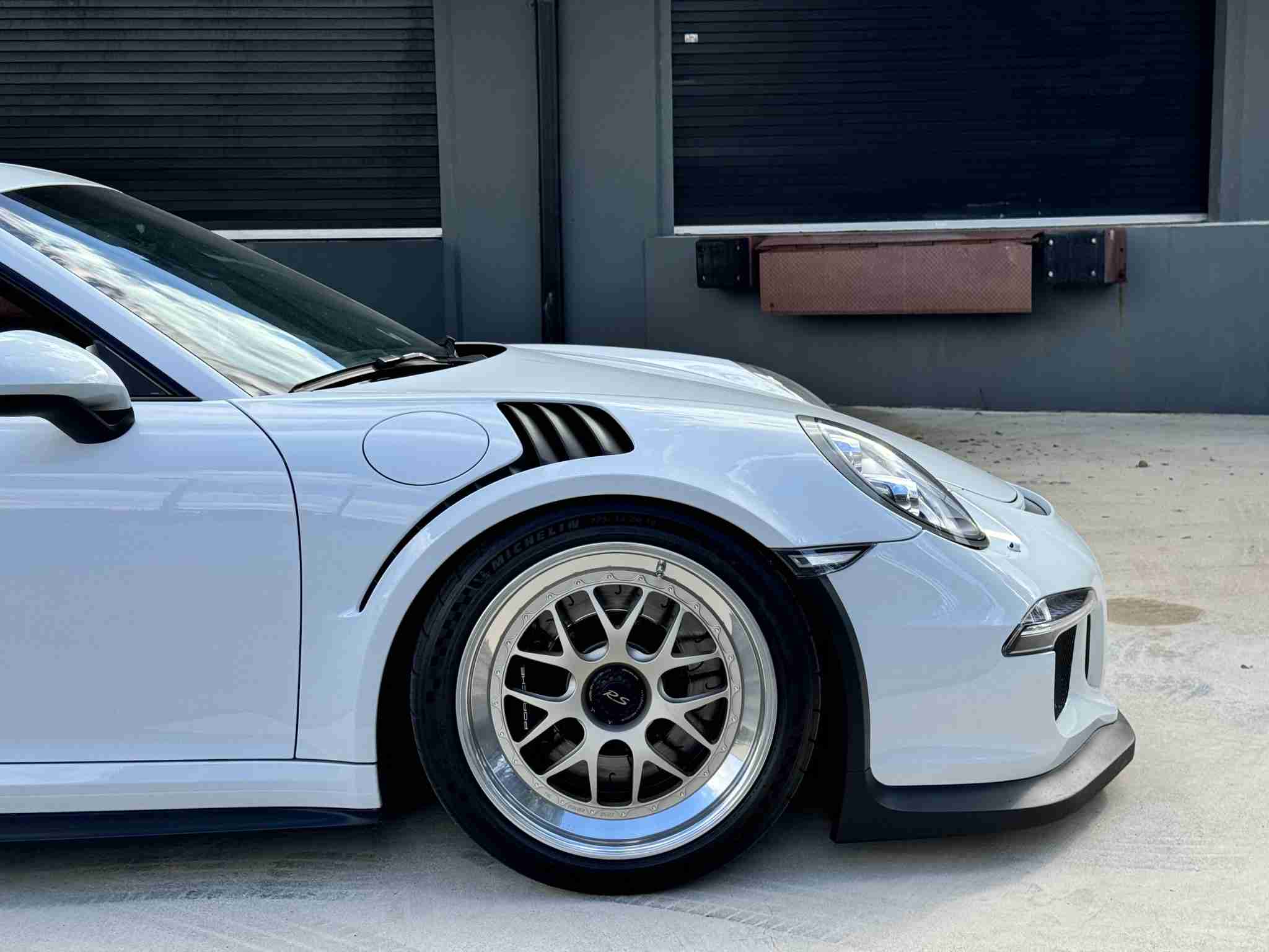 2016 Porsche 911 GT3 RS 30K Miles – Nicely Modified – BBS E07s – Vorsteiner Carbon Wing – Pasha Interior full