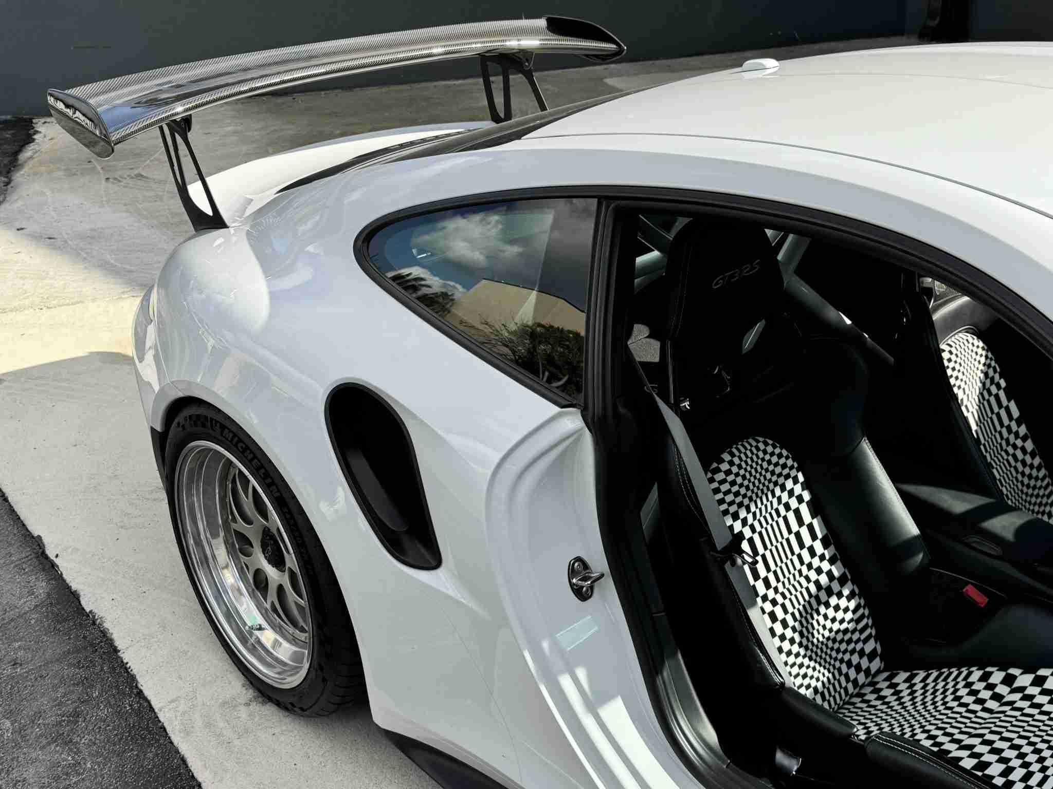 2016 Porsche 911 GT3 RS 30K Miles – Nicely Modified – BBS E07s – Vorsteiner Carbon Wing – Pasha Interior full