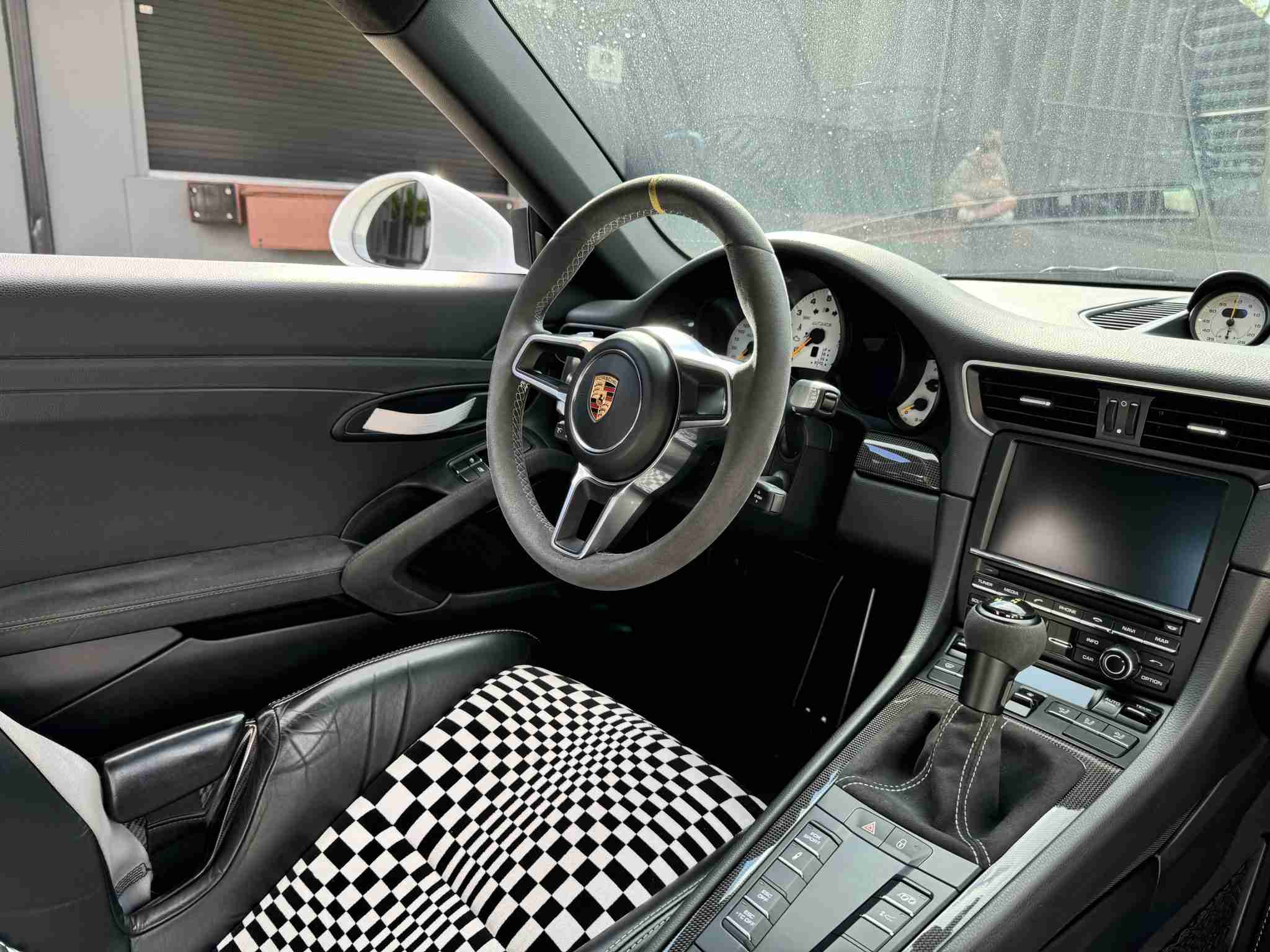 2016 Porsche 911 GT3 RS 30K Miles – Nicely Modified – BBS E07s – Vorsteiner Carbon Wing – Pasha Interior full