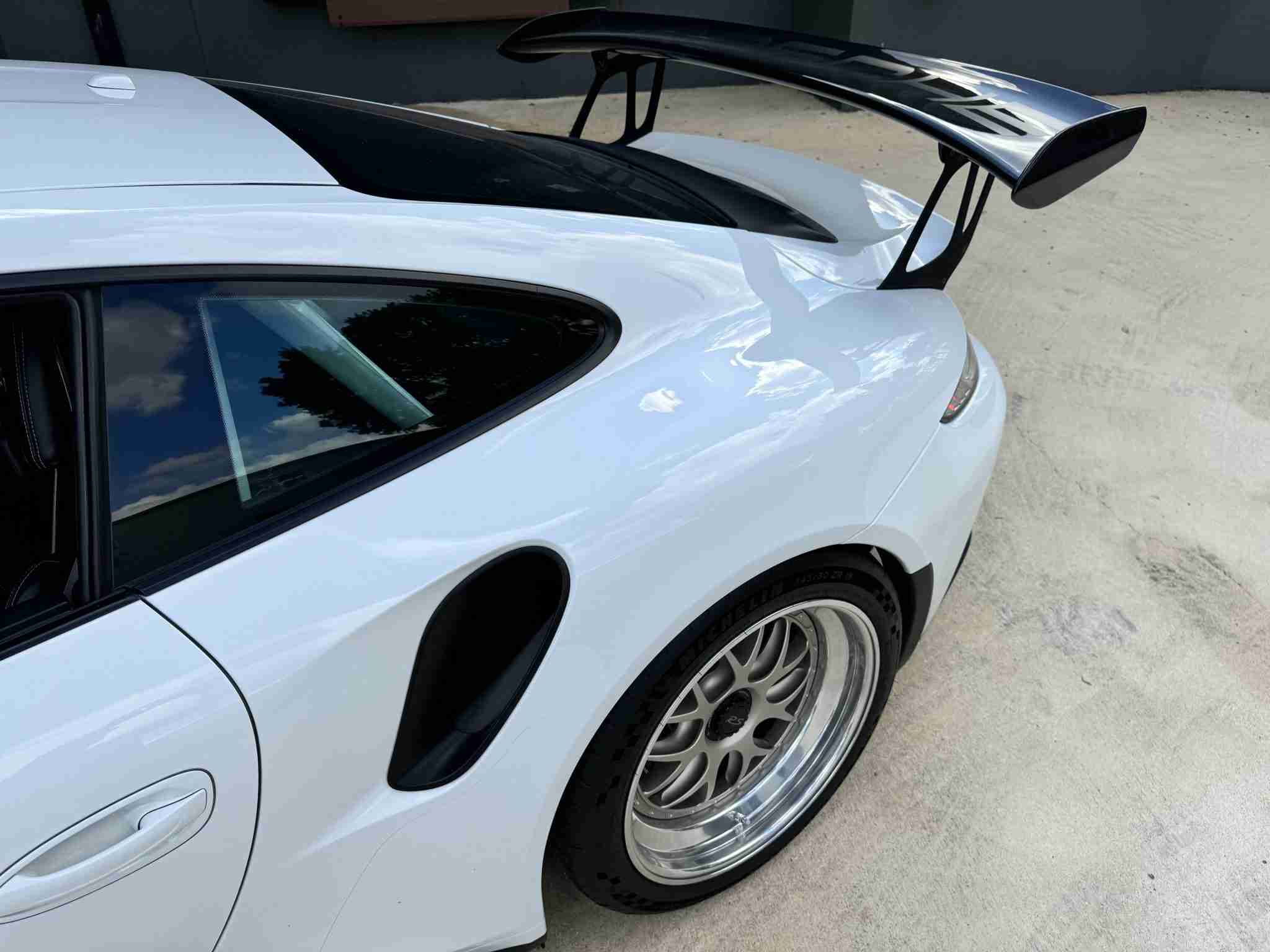 2016 Porsche 911 GT3 RS 30K Miles – Nicely Modified – BBS E07s – Vorsteiner Carbon Wing – Pasha Interior full