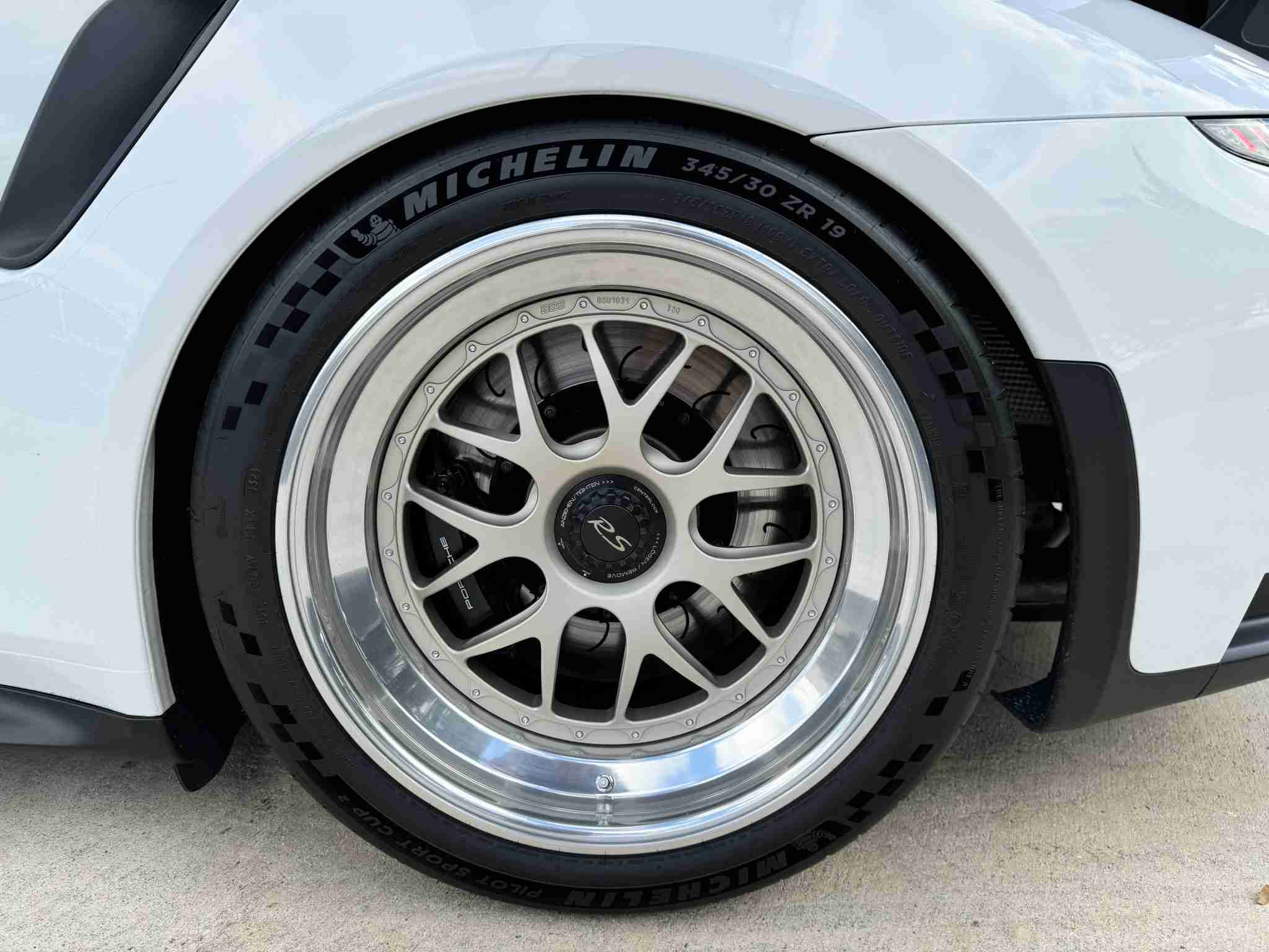 2016 Porsche 911 GT3 RS 30K Miles – Nicely Modified – BBS E07s – Vorsteiner Carbon Wing – Pasha Interior full