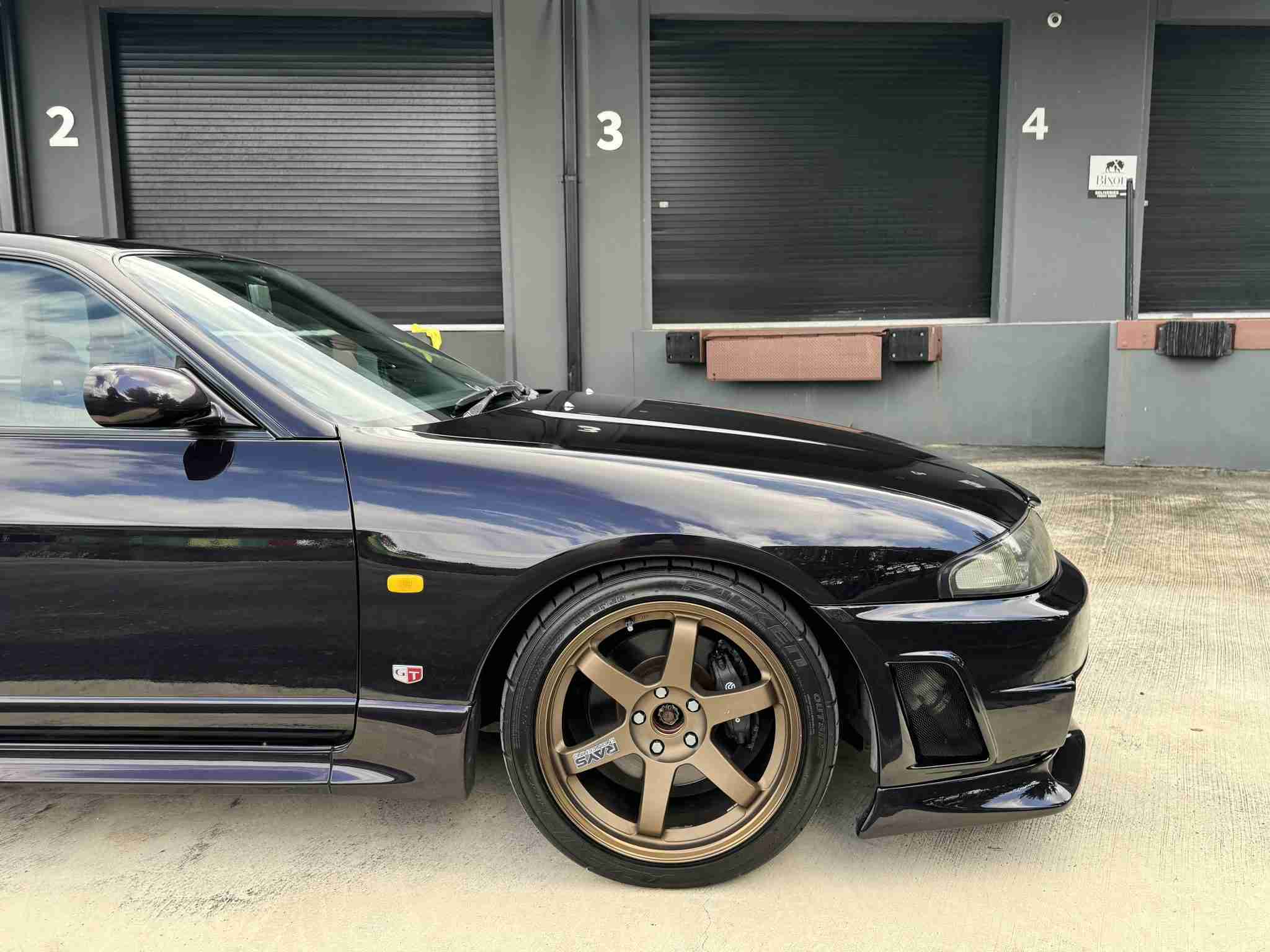 1995 Nissan GT-R Skyline R33 Nismo 400R Aero – Volk Racing TE37 Wheels – Midnight Purple – Brembo Brakes -FBO full