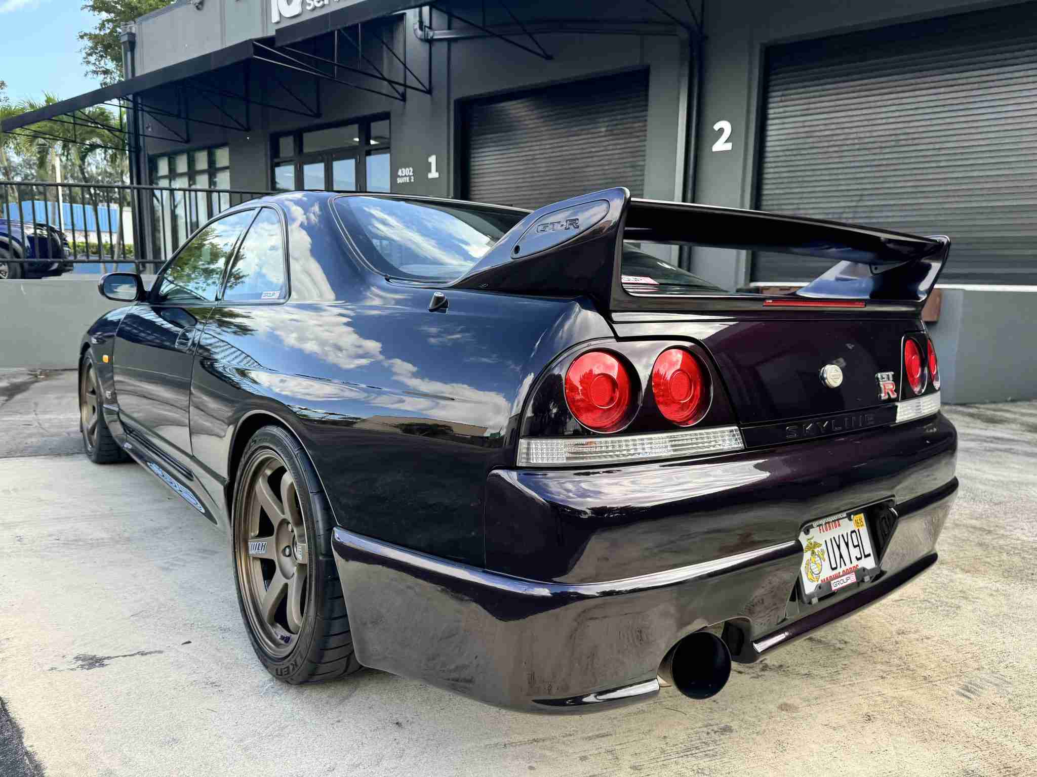 1995 Nissan GT-R Skyline R33 Nismo 400R Aero – Volk Racing TE37 Wheels – Midnight Purple – Brembo Brakes -FBO full