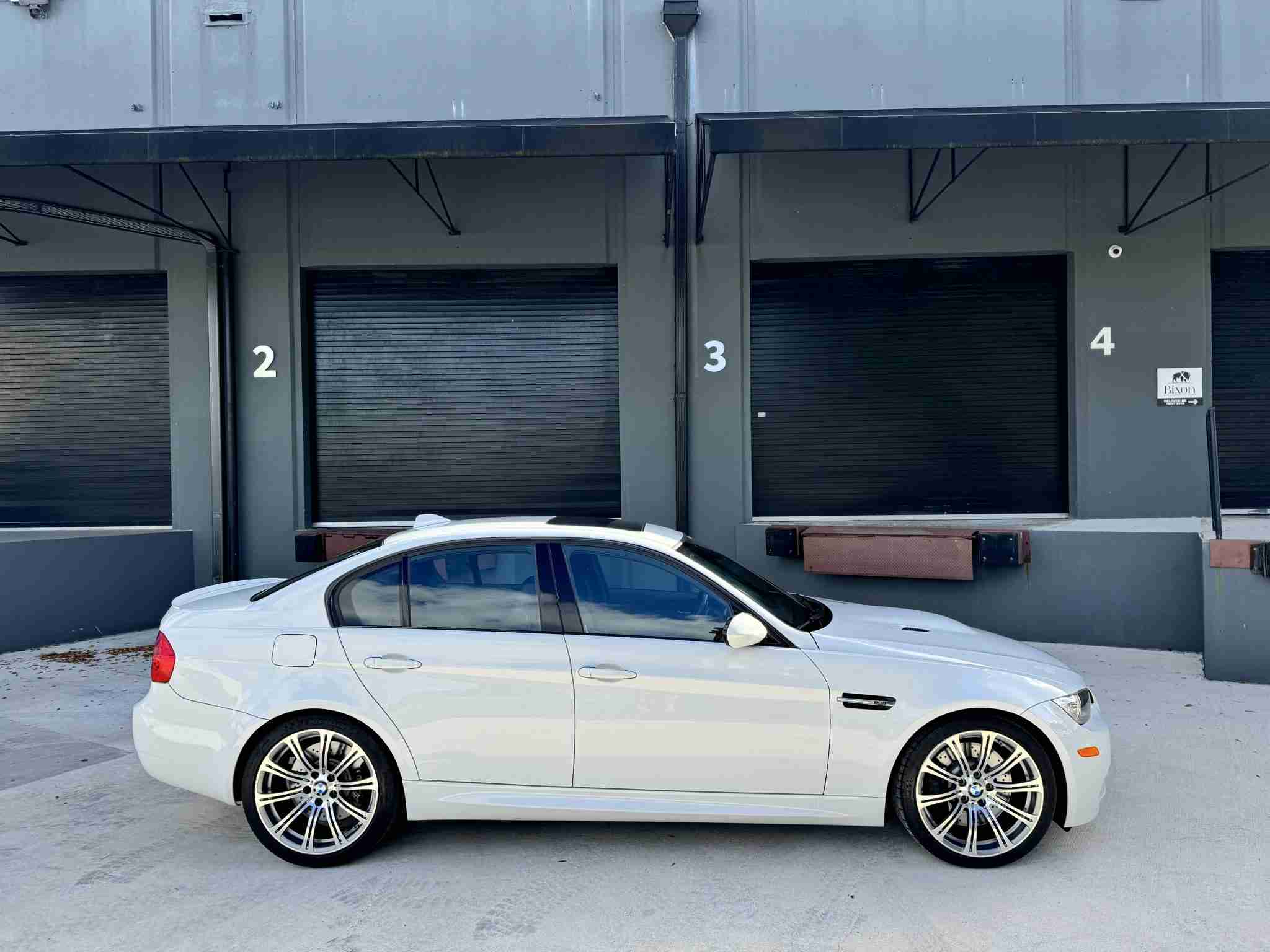 2011 BMW M3 E90 Single Hump Alpine White – 1 Owner – California Car – Original Paint – DCT – $12k In Service full