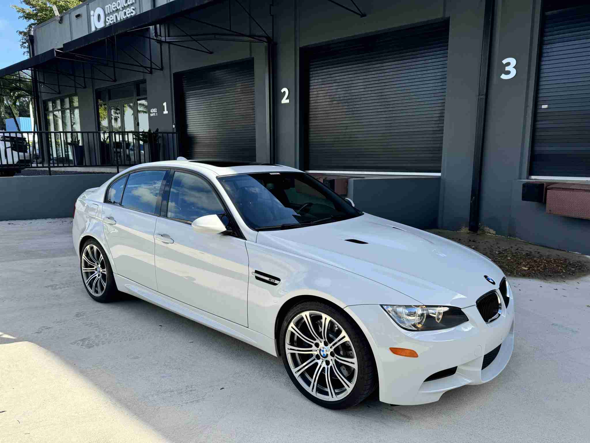 2011 BMW M3 E90 Single Hump Alpine White – 1 Owner – California Car – Original Paint – DCT – $12k In Service full