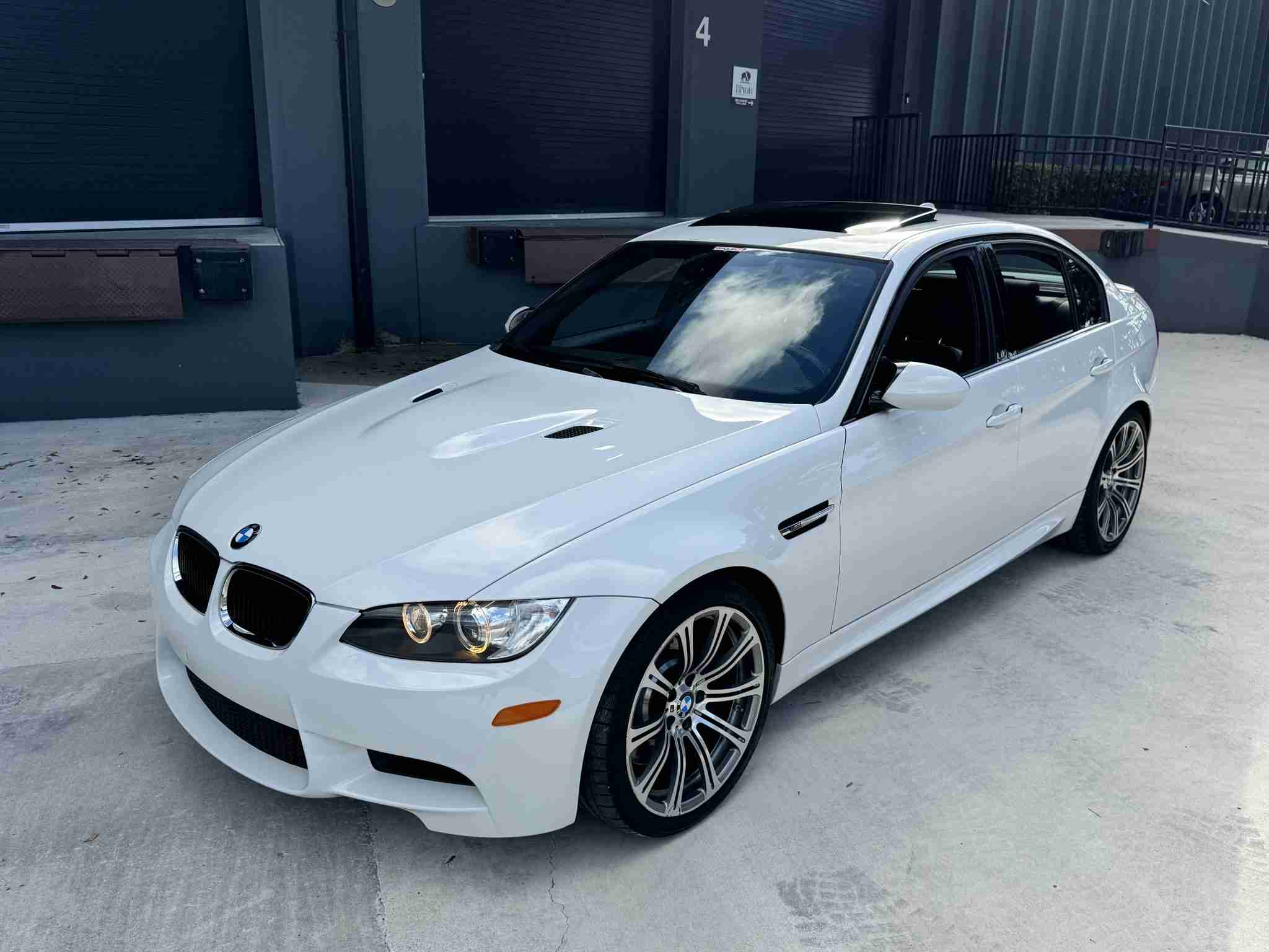2011 BMW M3 E90 Single Hump Alpine White – 1 Owner – California Car – Original Paint – DCT – $12k In Service full