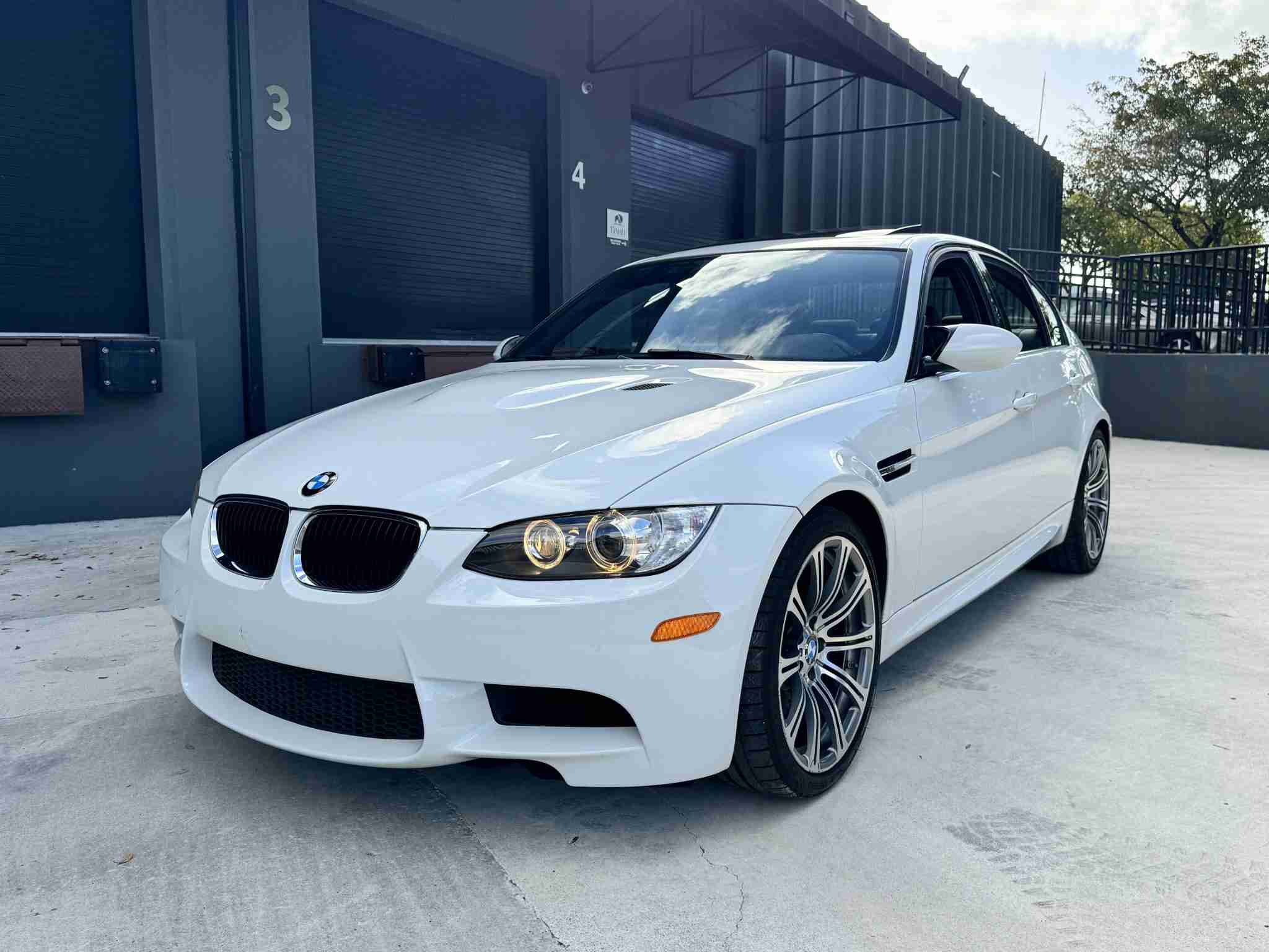 2011 BMW M3 E90 Single Hump Alpine White – 1 Owner – California Car – Original Paint – DCT – $12k In Service full