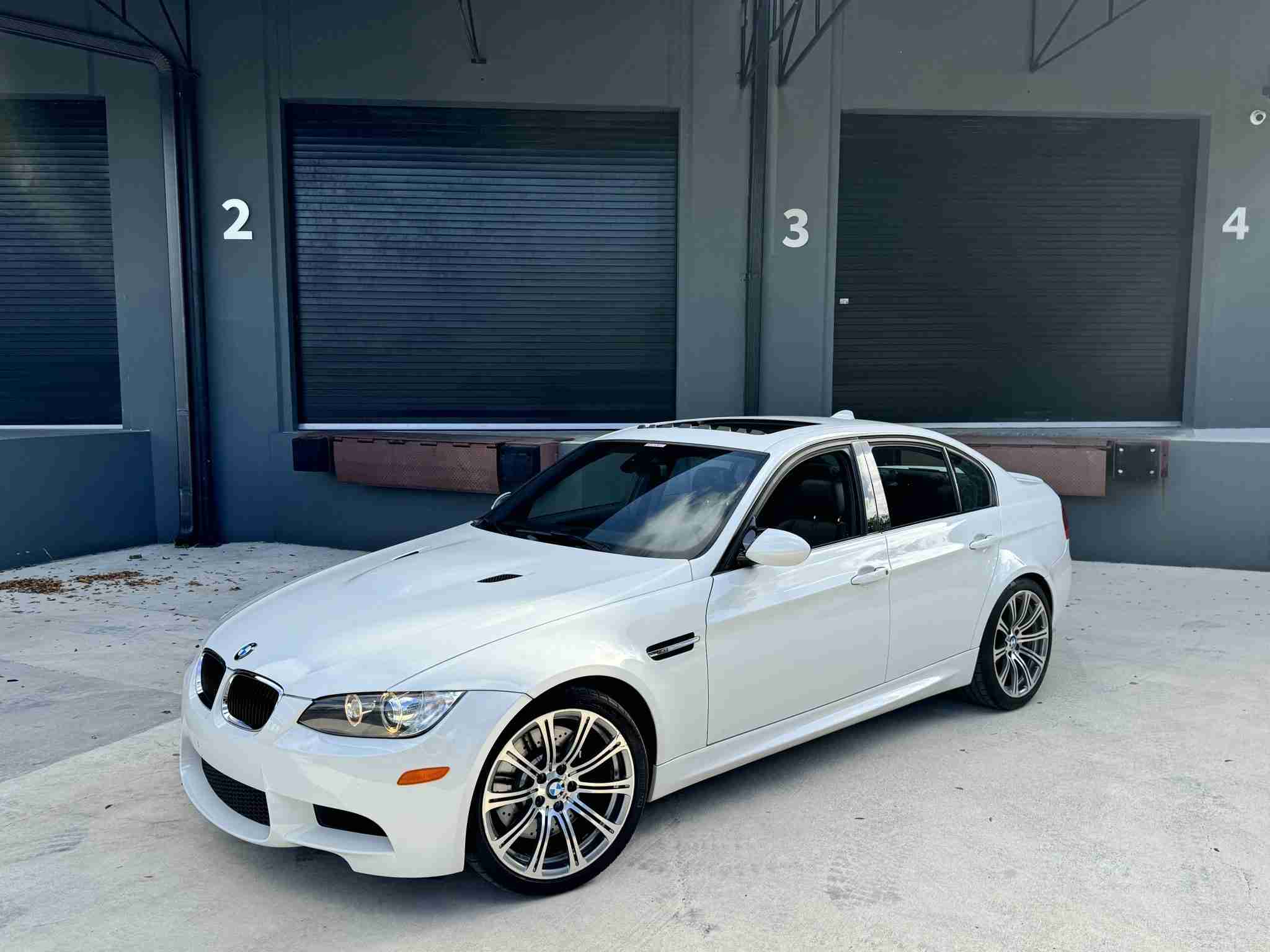 2011 BMW M3 E90 Single Hump Alpine White – 1 Owner – California Car – Original Paint – DCT – $12k In Service full