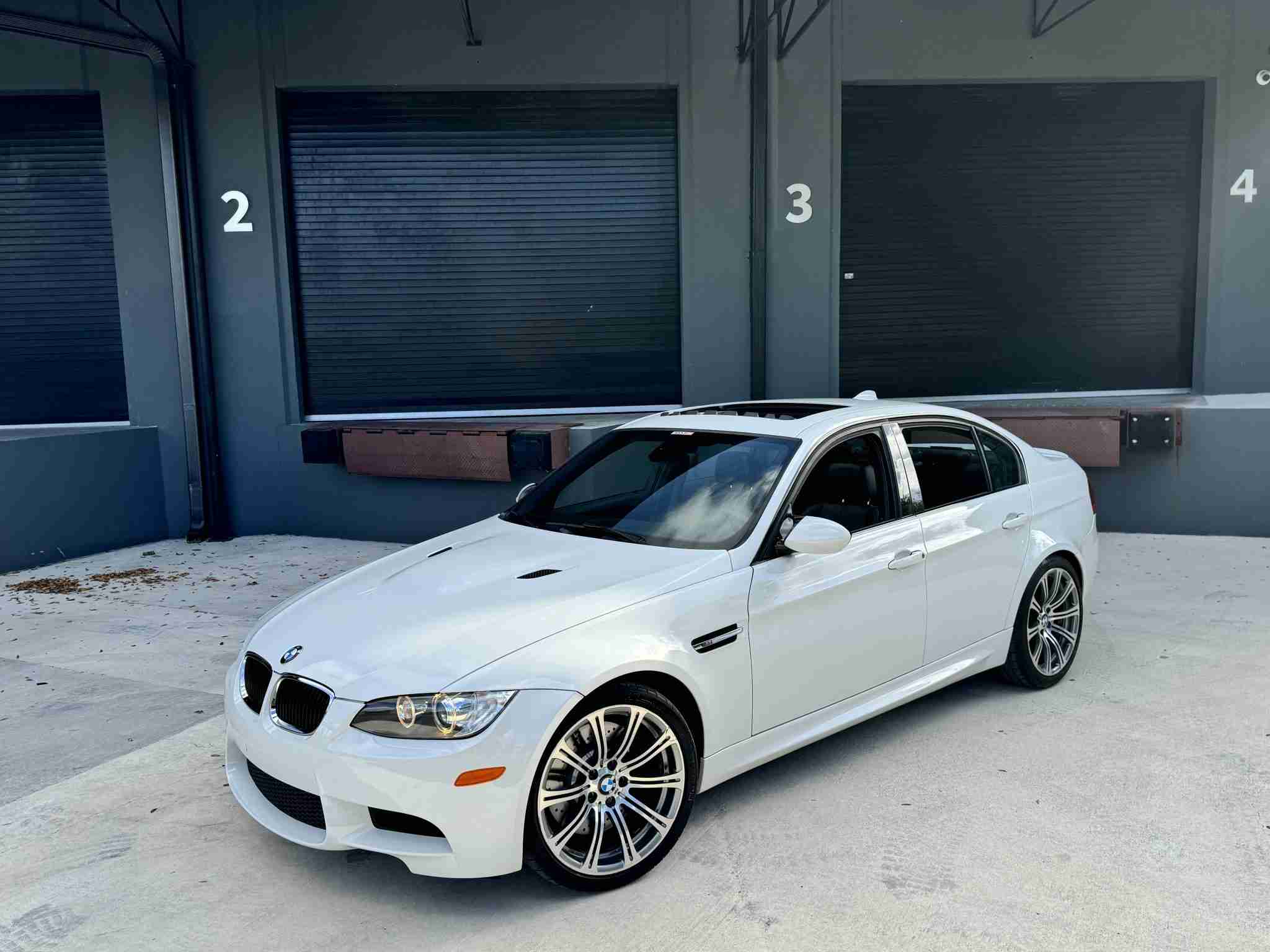 2011 BMW M3 E90 Single Hump Alpine White – 1 Owner – California Car – Original Paint – DCT – $12k In Service full