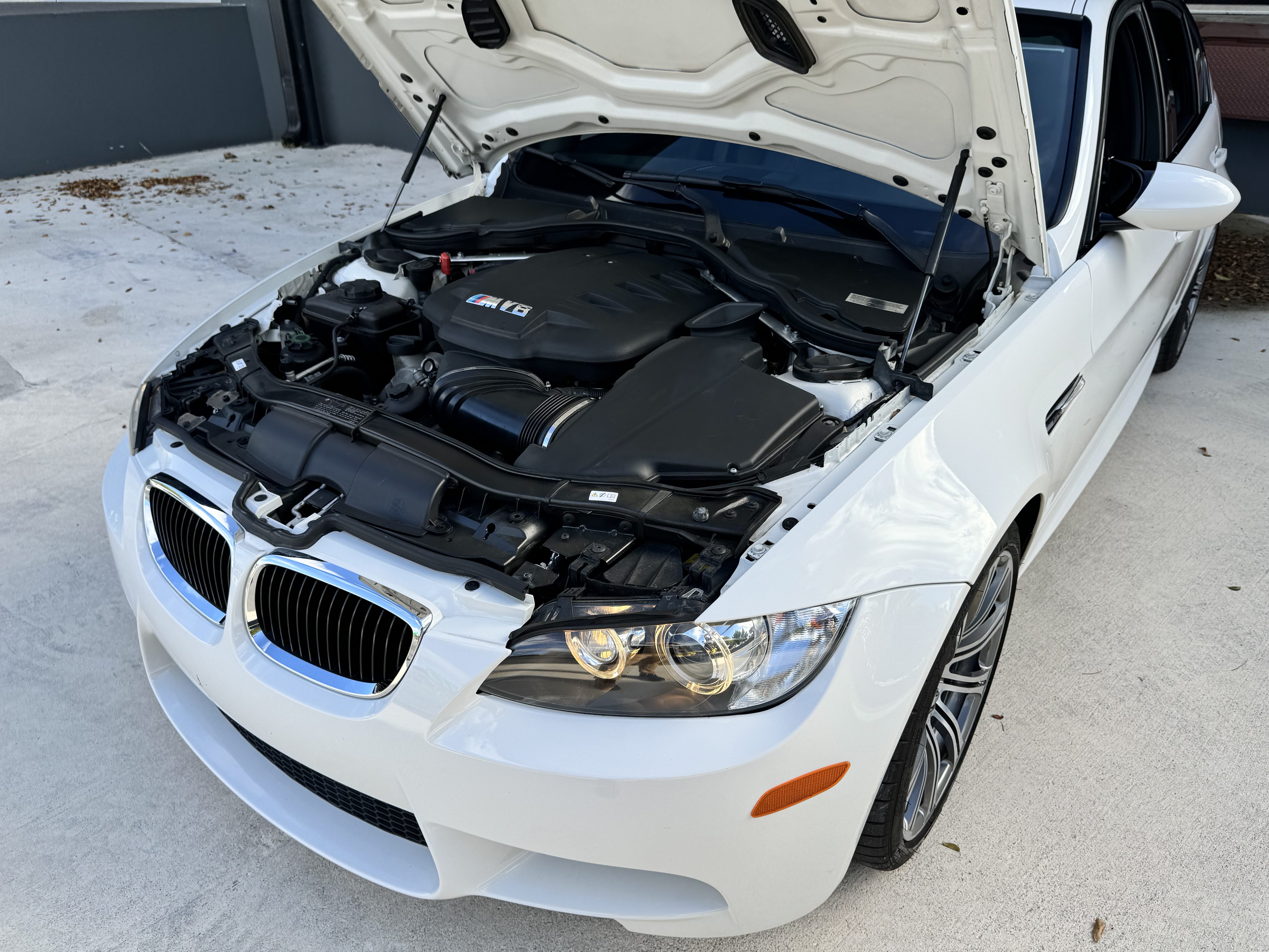 2011 BMW M3 E90 Single Hump Alpine White – 1 Owner – California Car – Original Paint – DCT – $12k In Service full