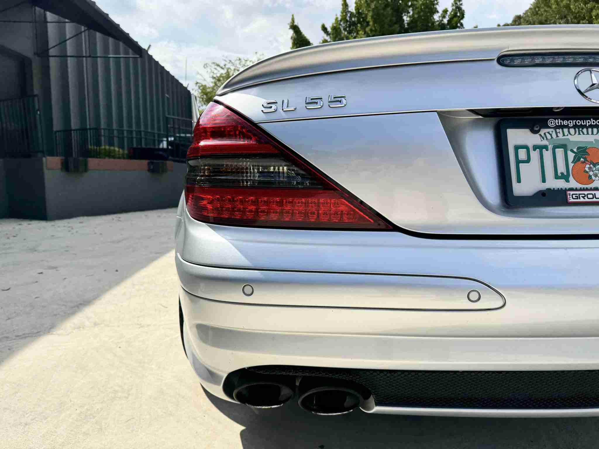 2008 Mercedes-Benz SL 55 AMG HARDTOP CONVERTIBLE Rare Spec – Silver/Red With PANORAMIC Hardtop – ALL Original Car – Well Serviced full
