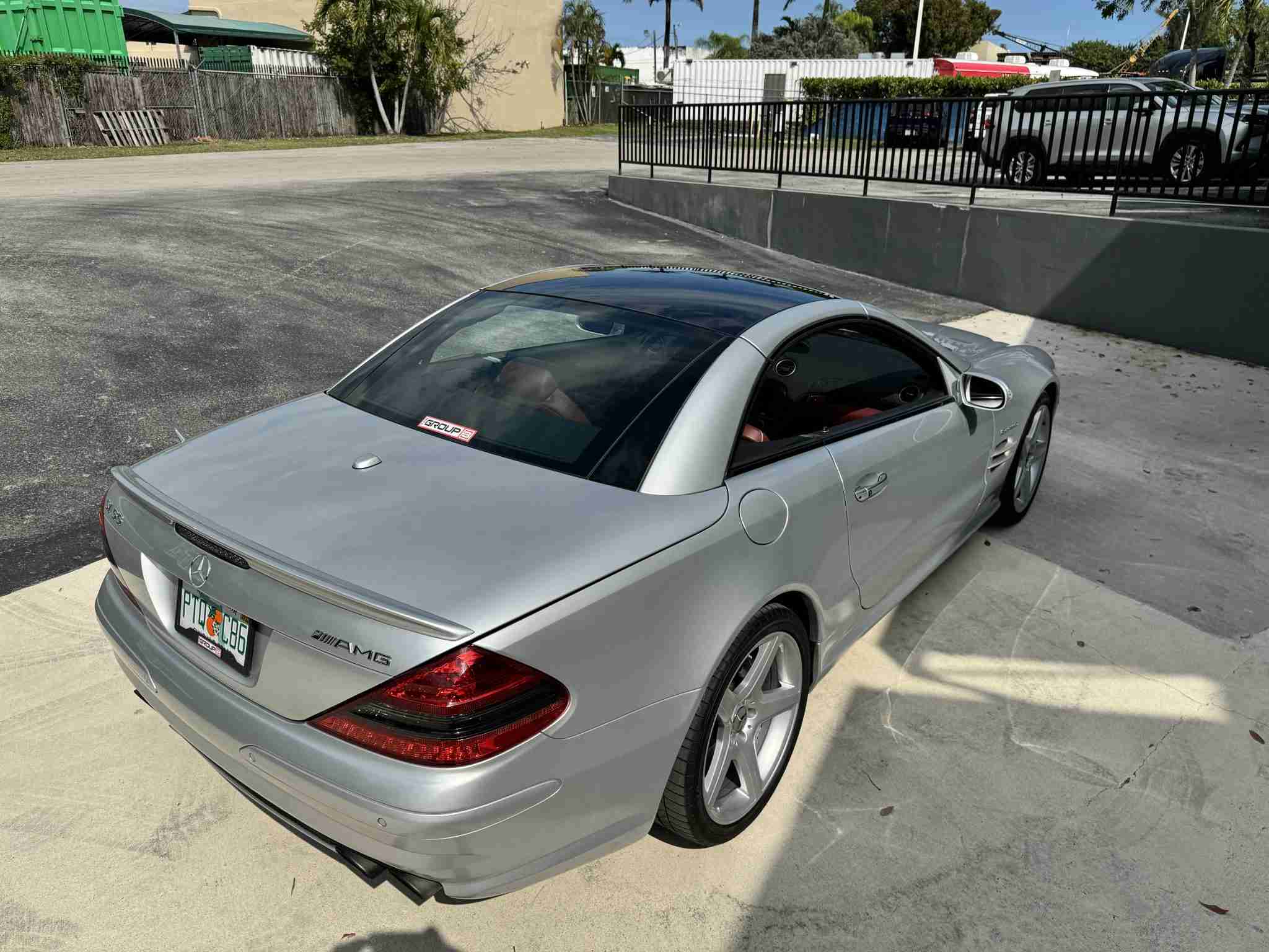 2008 Mercedes-Benz SL 55 AMG HARDTOP CONVERTIBLE Rare Spec – Silver/Red With PANORAMIC Hardtop – ALL Original Car – Well Serviced full