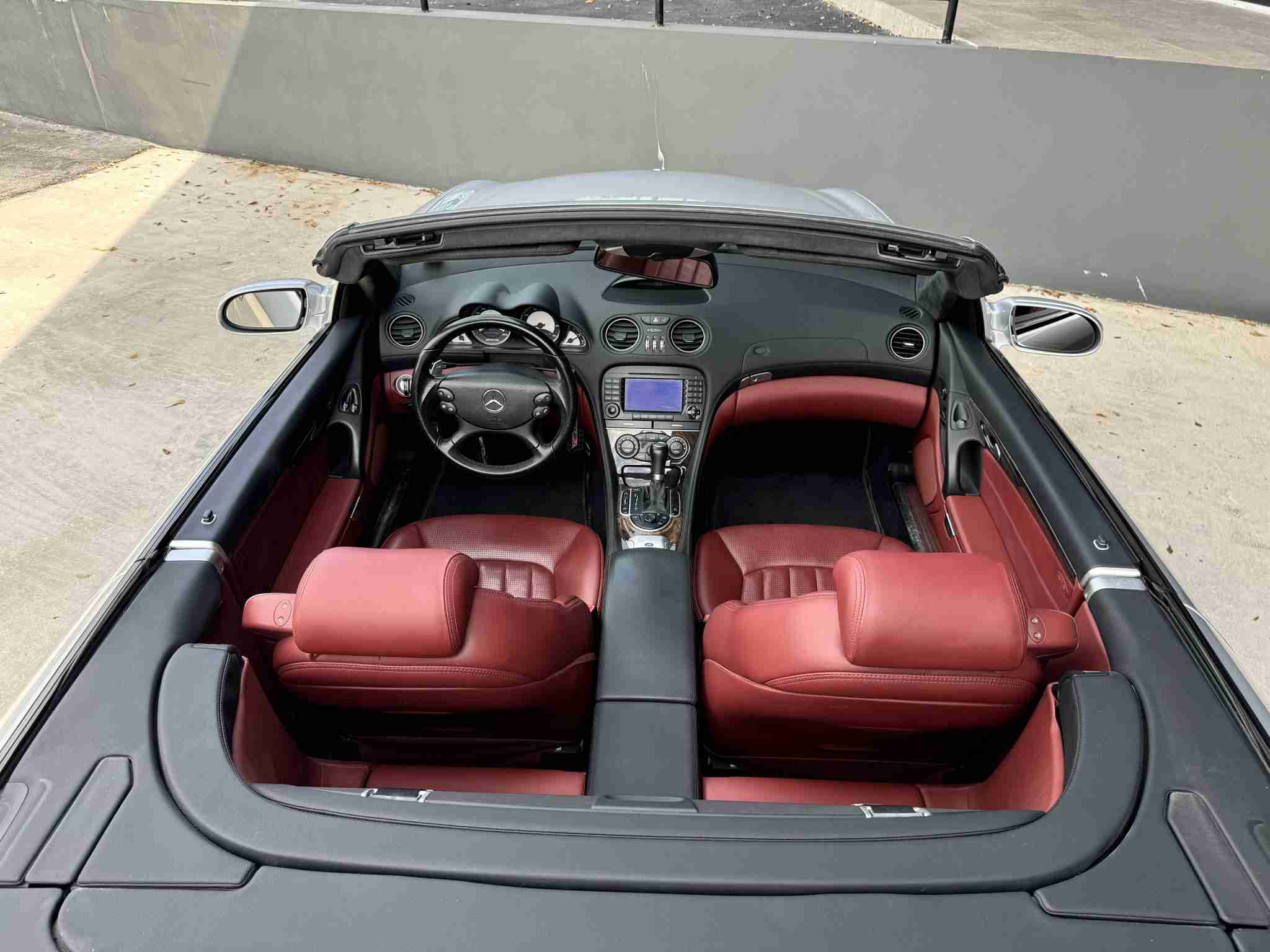 2008 Mercedes-Benz SL 55 AMG HARDTOP CONVERTIBLE Rare Spec – Silver/Red With PANORAMIC Hardtop – ALL Original Car – Well Serviced full