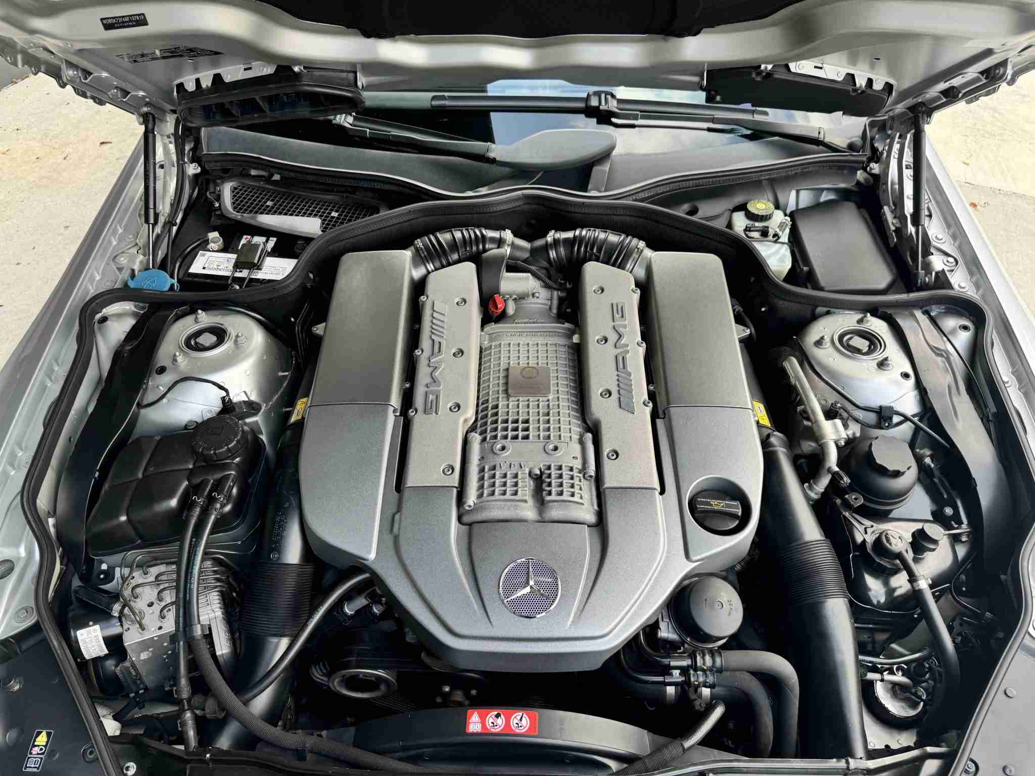 2008 Mercedes-Benz SL 55 AMG HARDTOP CONVERTIBLE Rare Spec – Silver/Red With PANORAMIC Hardtop – ALL Original Car – Well Serviced full