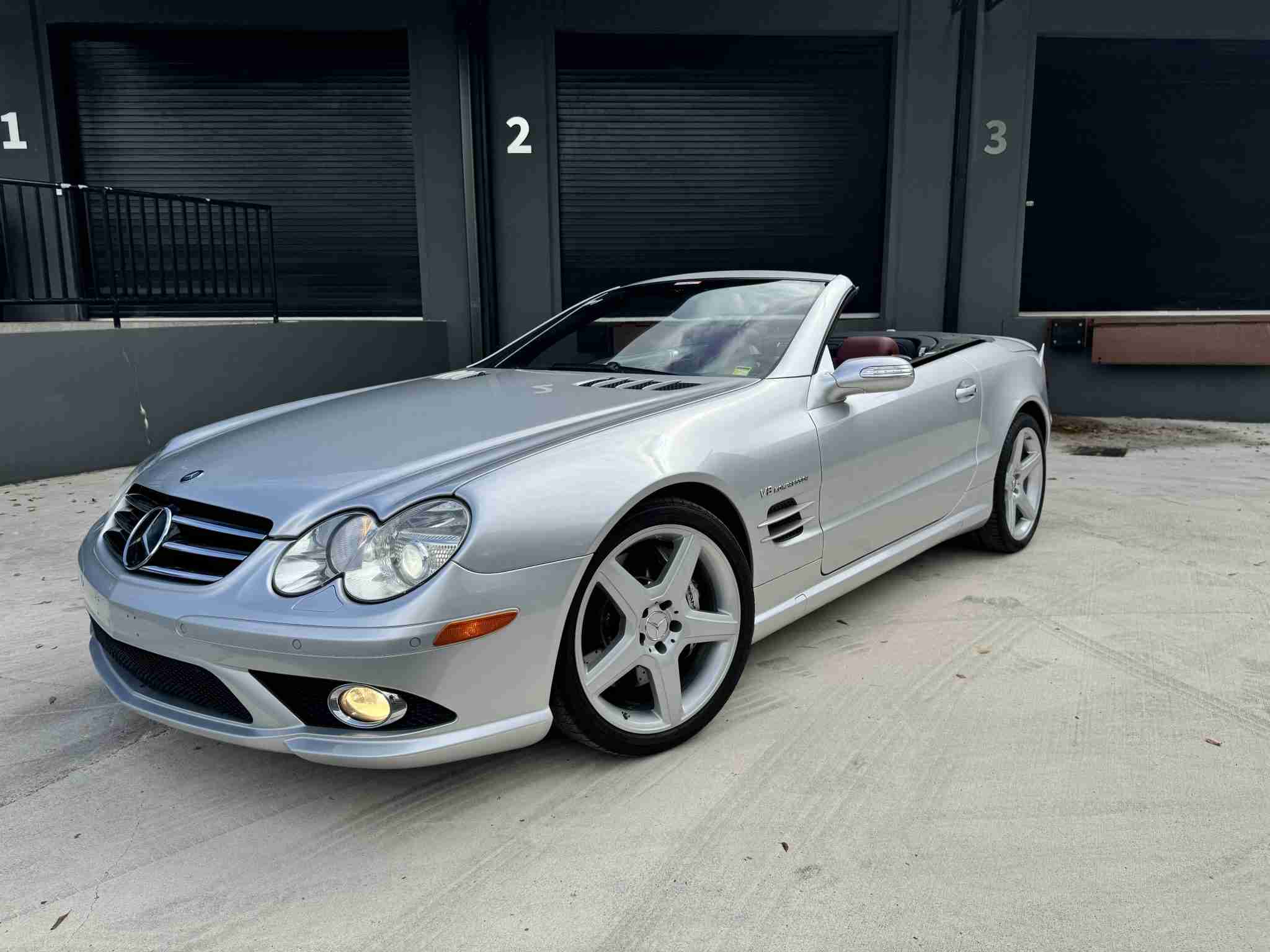 2008 Mercedes-Benz SL 55 AMG HARDTOP CONVERTIBLE Rare Spec – Silver/Red With PANORAMIC Hardtop – ALL Original Car – Well Serviced full