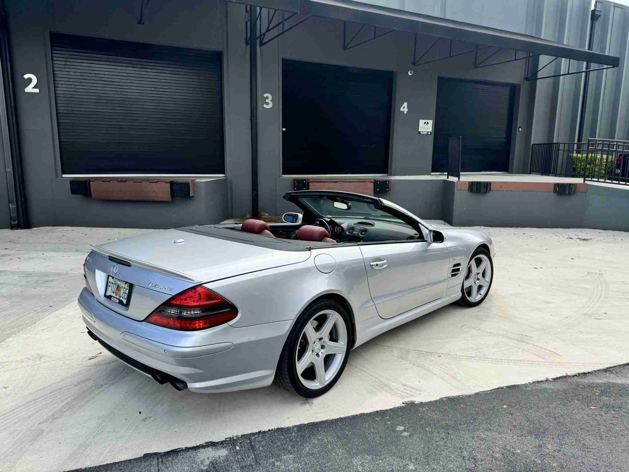 2008 Mercedes-Benz SL 55 AMG HARDTOP CONVERTIBLE Rare Spec – Silver/Red With PANORAMIC Hardtop – ALL Original Car – Well Serviced full