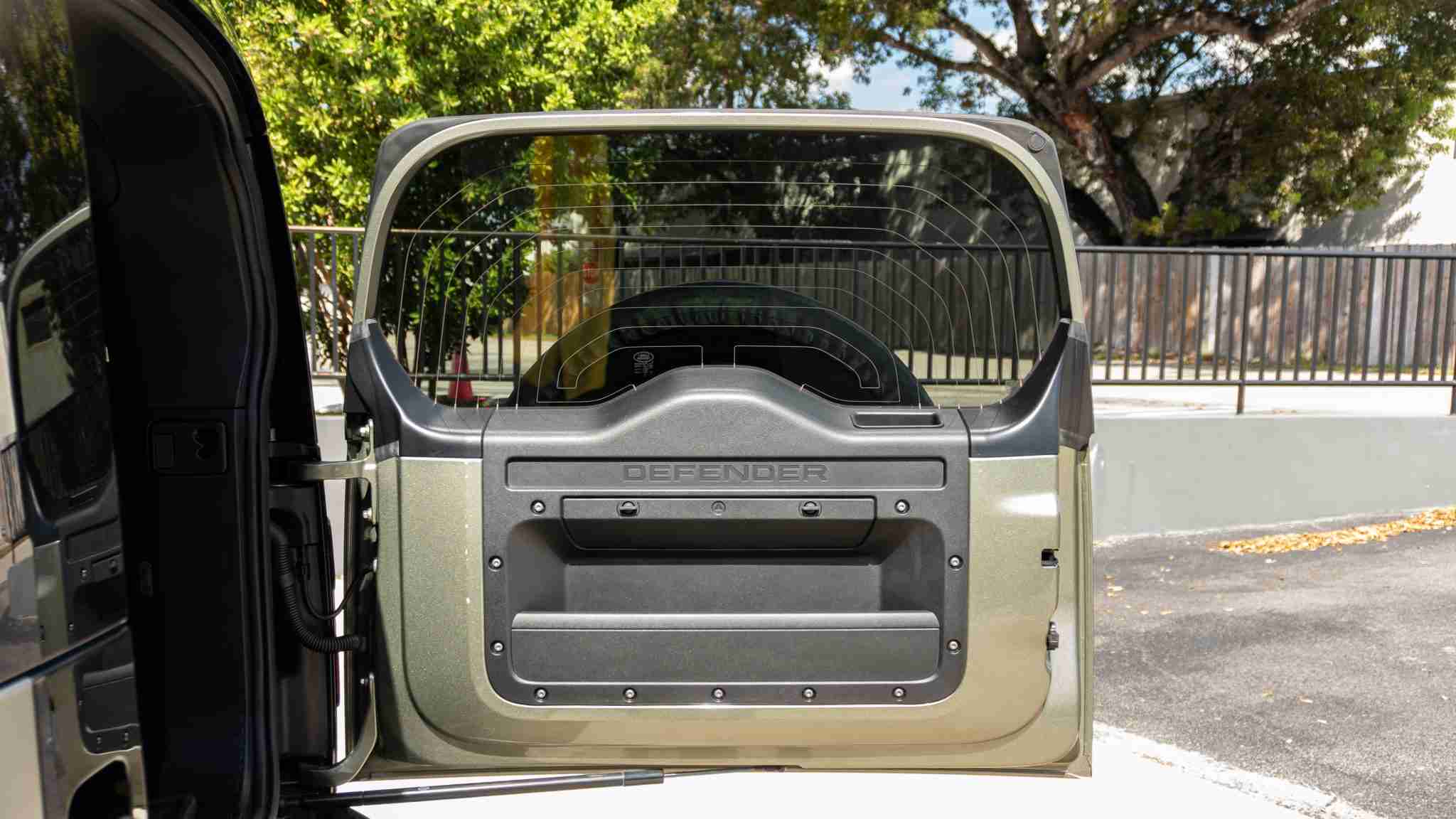 2021 Range Rover Defender 90 X-Dynamic – 14k Miles – Full body PPF full