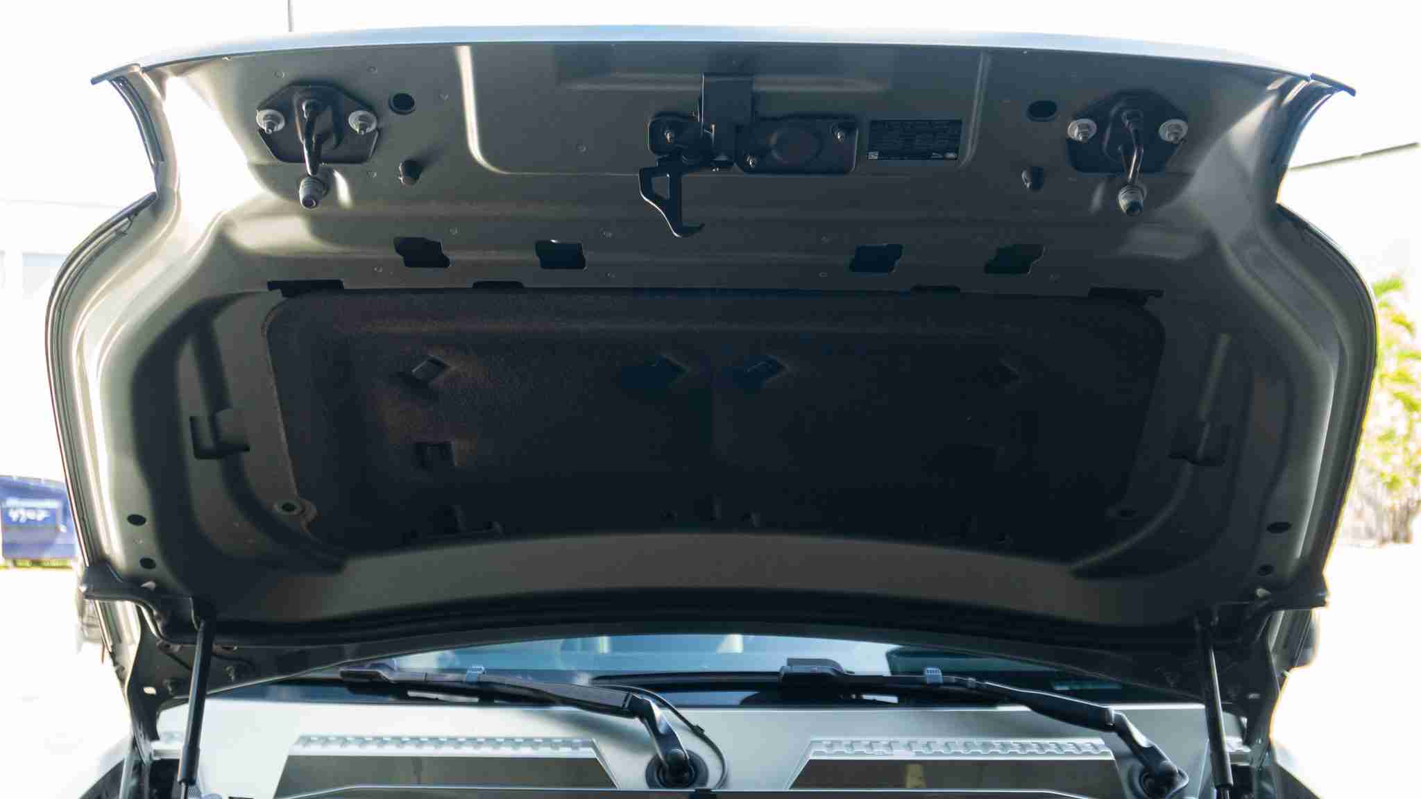 2021 Range Rover Defender 90 X-Dynamic – 14k Miles – Full body PPF full