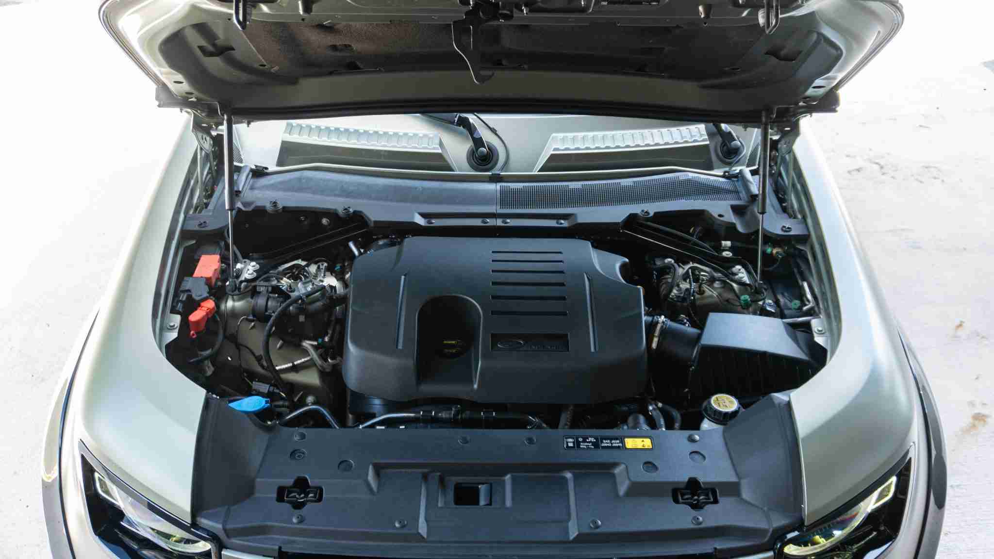 2021 Range Rover Defender 90 X-Dynamic – 14k Miles – Full body PPF full