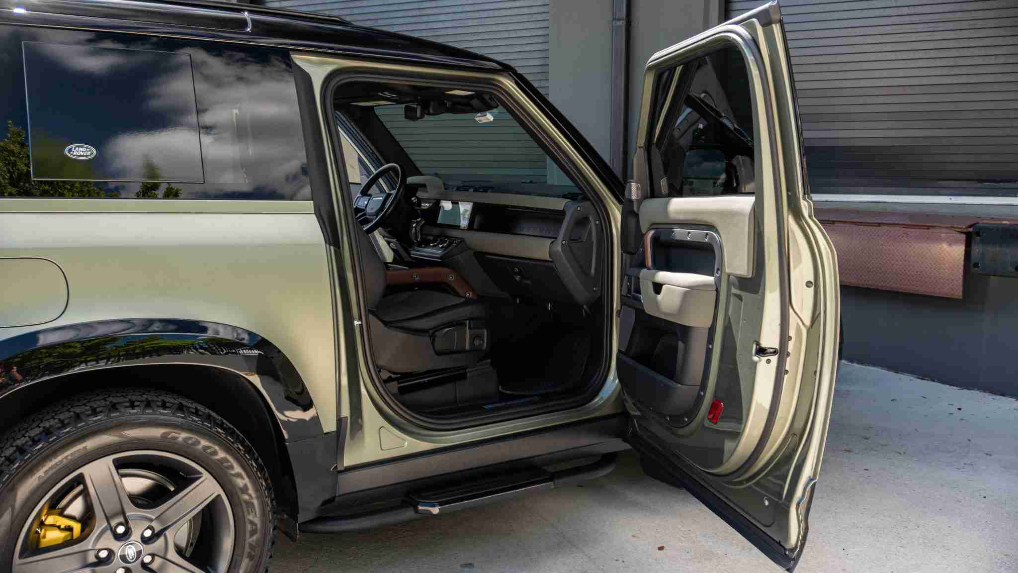 2021 Range Rover Defender 90 X-Dynamic – 14k Miles – Full body PPF full