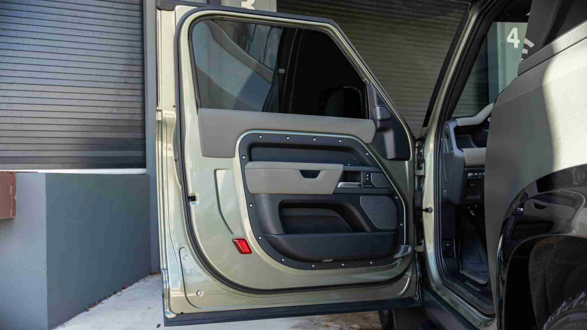 2021 Range Rover Defender 90 X-Dynamic – 14k Miles – Full body PPF full