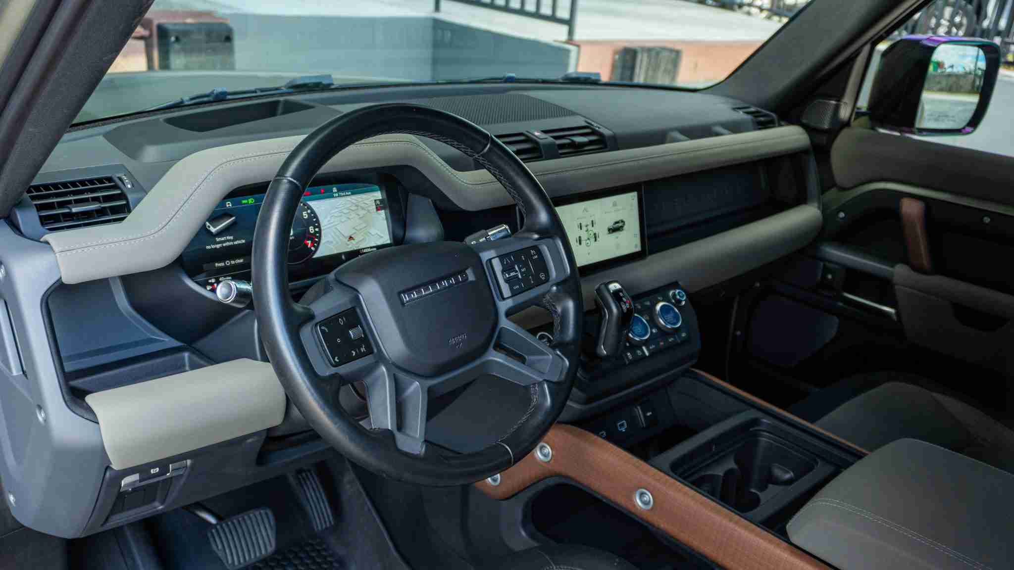 2021 Range Rover Defender 90 X-Dynamic – 14k Miles – Full body PPF full