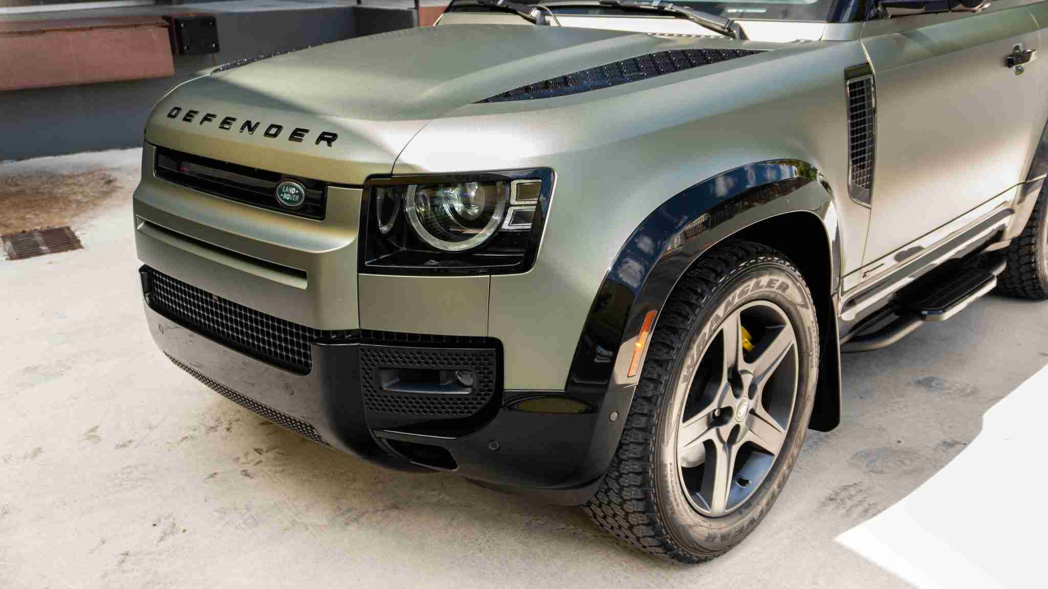 2021 Range Rover Defender 90 X-Dynamic – 14k Miles – Full body PPF full