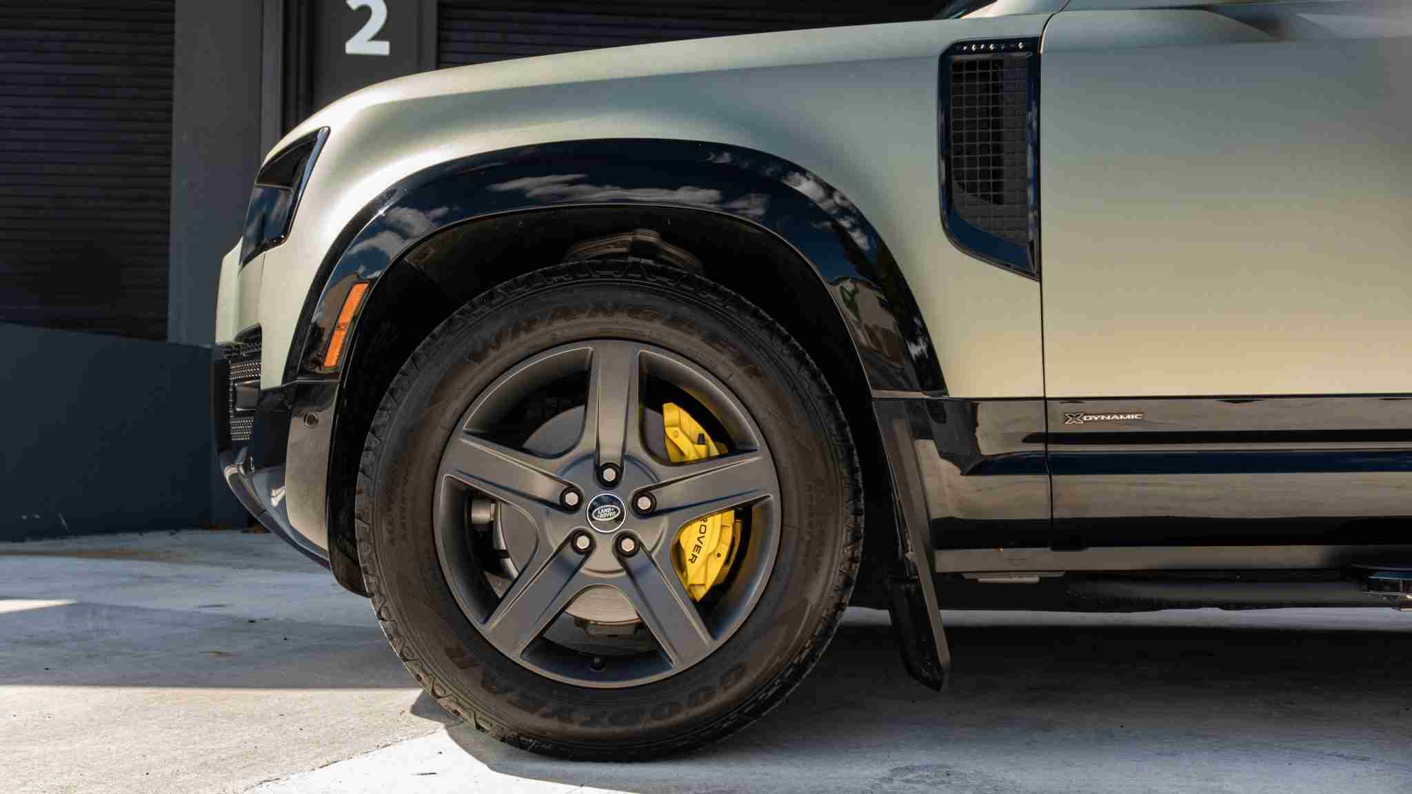 2021 Range Rover Defender 90 X-Dynamic – 14k Miles – Full body PPF full