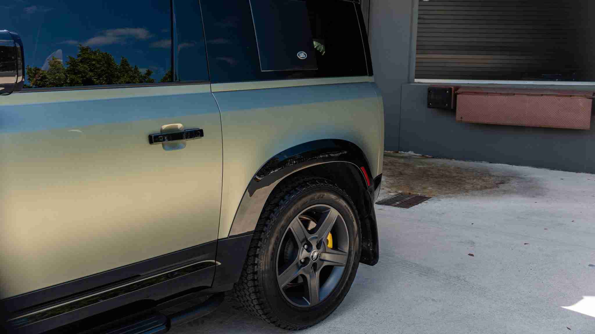2021 Range Rover Defender 90 X-Dynamic – 14k Miles – Full body PPF full