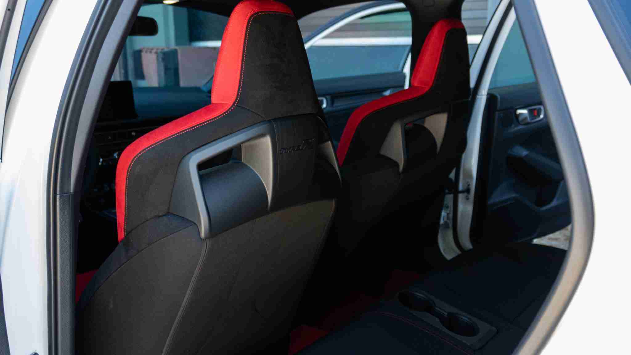 2024 Honda Civic TYPE-R 1 Owner -5k Miles – Championship white – Volk TE37 – Fortune auto HSLV -PPF full