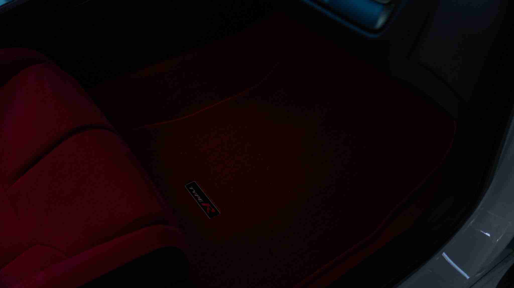 2024 Honda Civic TYPE-R 1 Owner -5k Miles – Championship white – Volk TE37 – Fortune auto HSLV -PPF full