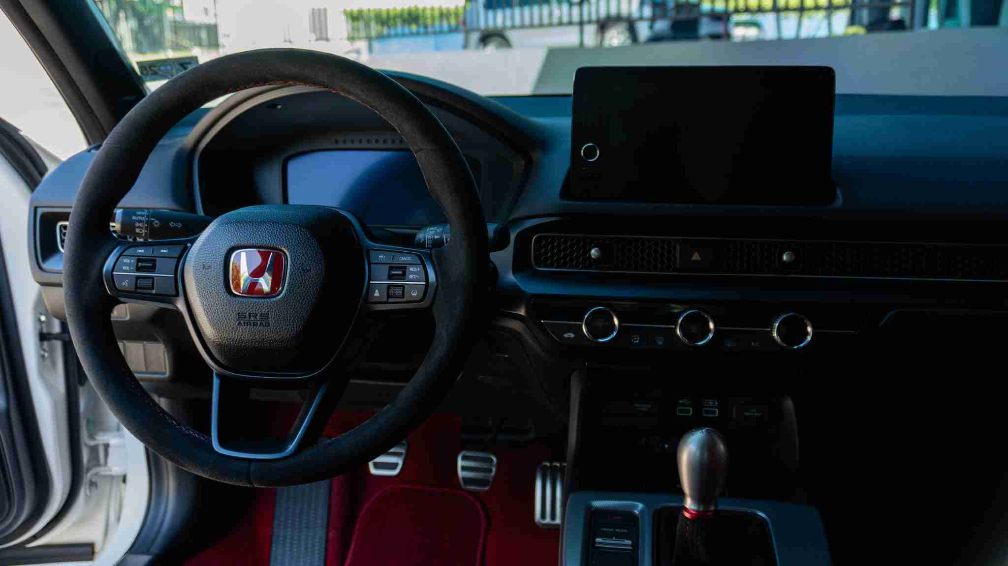 2024 Honda Civic TYPE-R 1 Owner -5k Miles – Championship white – Volk TE37 – Fortune auto HSLV -PPF full